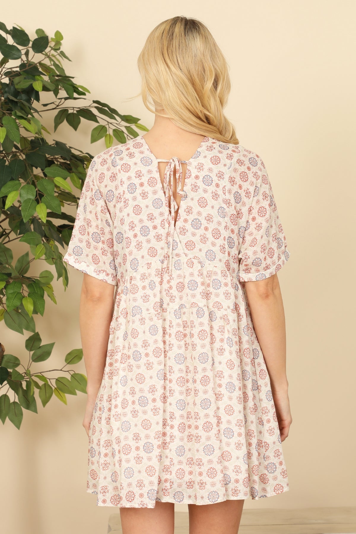 OATMEAL TOMATO V-NECK FLORAL MINI DRESS 3-2-1 (NOW $6.75 ONLY!)