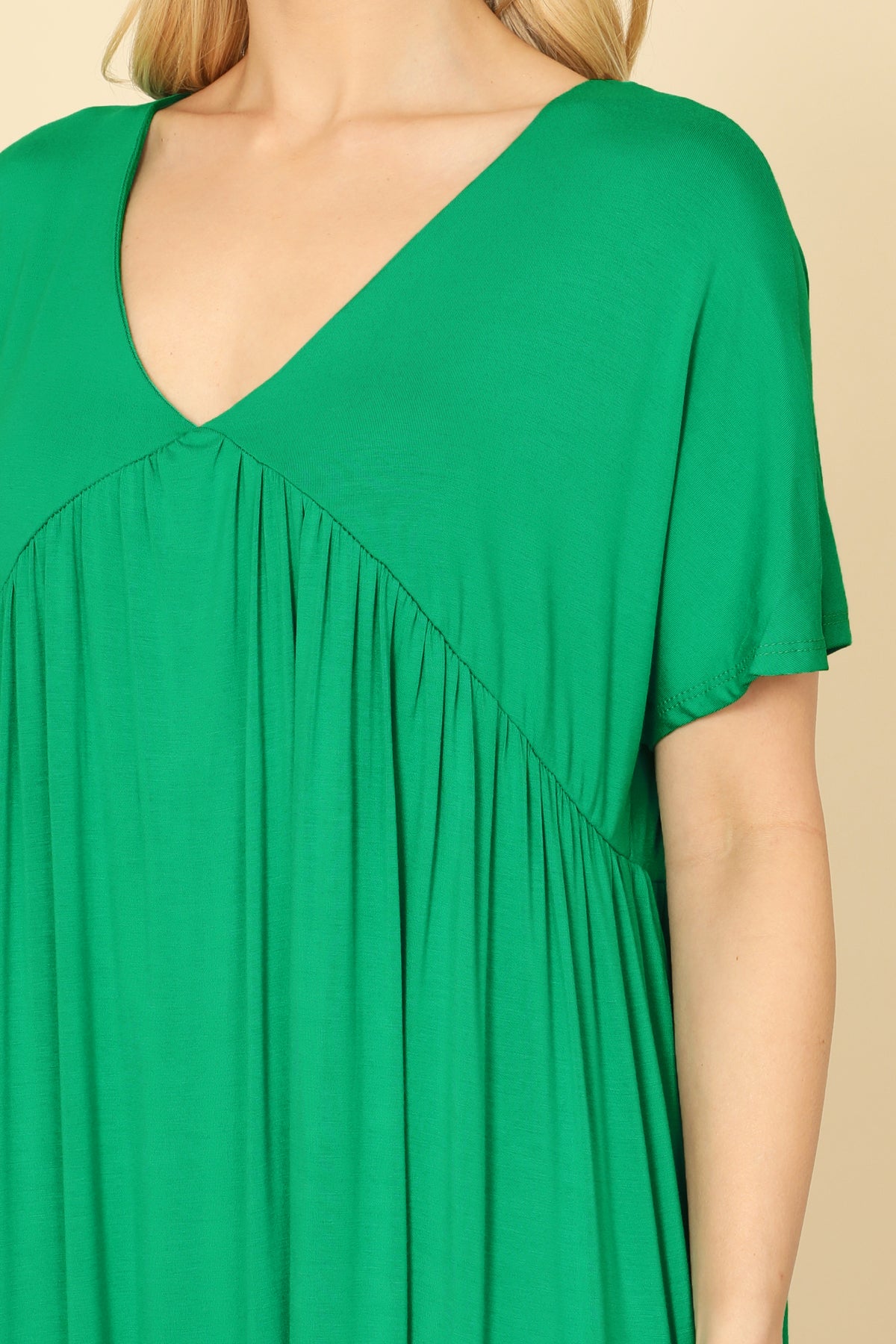 V-NECK SHORT SLEEVE PLEATED DETAIL SOLID MAXI DRESS 2-2-2-2