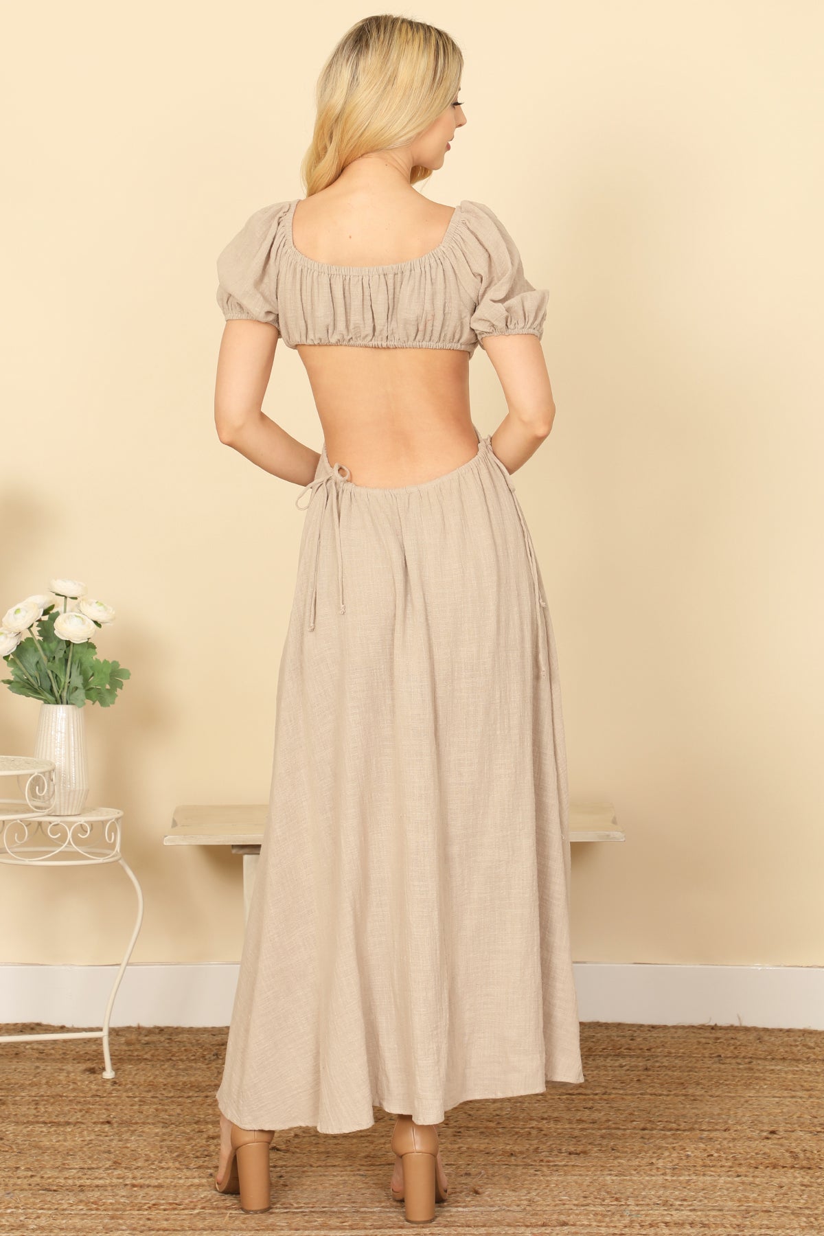 SIDE CUT-OUT DETAIL PUFF SLEEVE SOLID MAXI DRESS 2-2-1