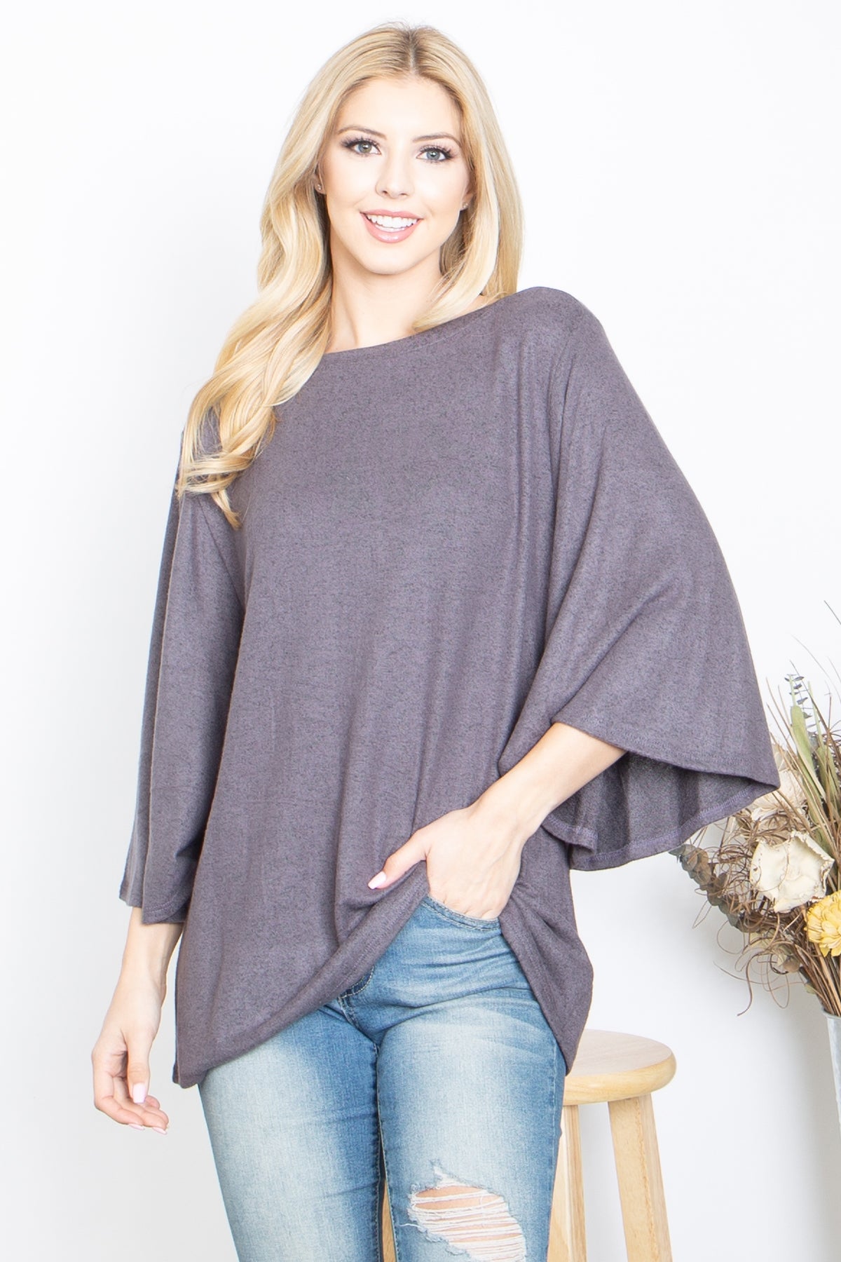 BOAT NECK BELL SLEEVE SOLID HACCI BRUSHED TOP
