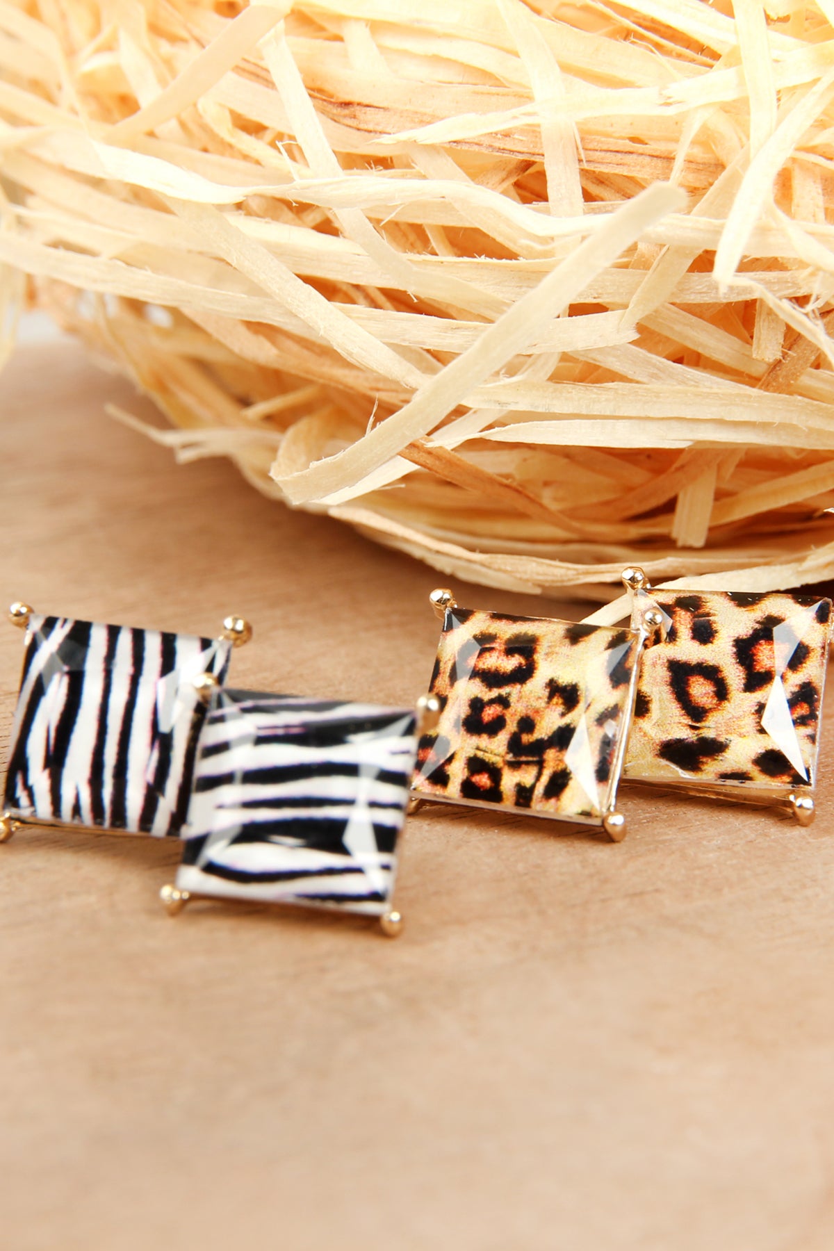 FACETED SQUARE ACRYLIC POST EARRINGS/6PAIRS (NOW $0.75 ONLY!)