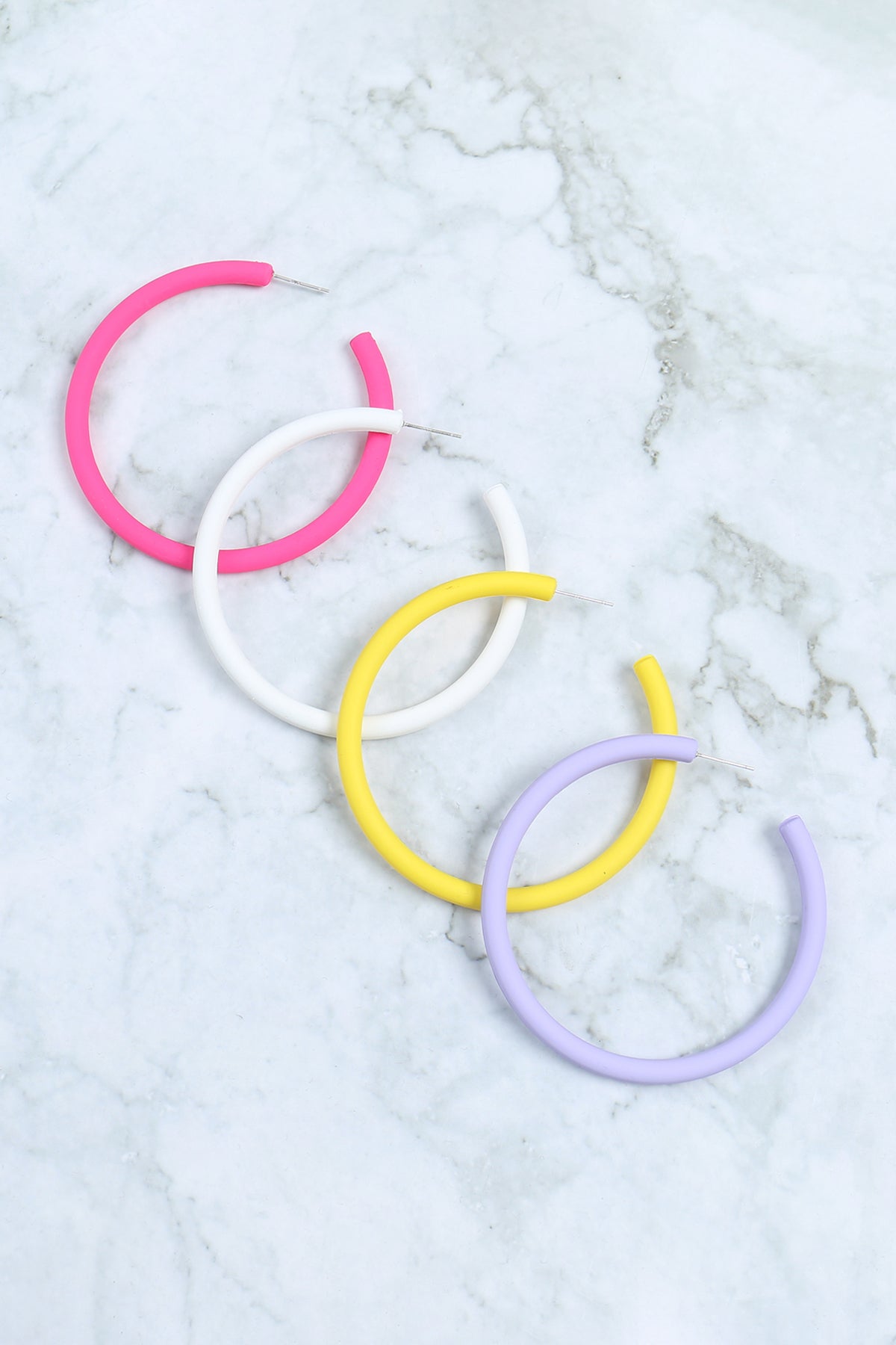 RUBBER COATED HOOP EARRINGS