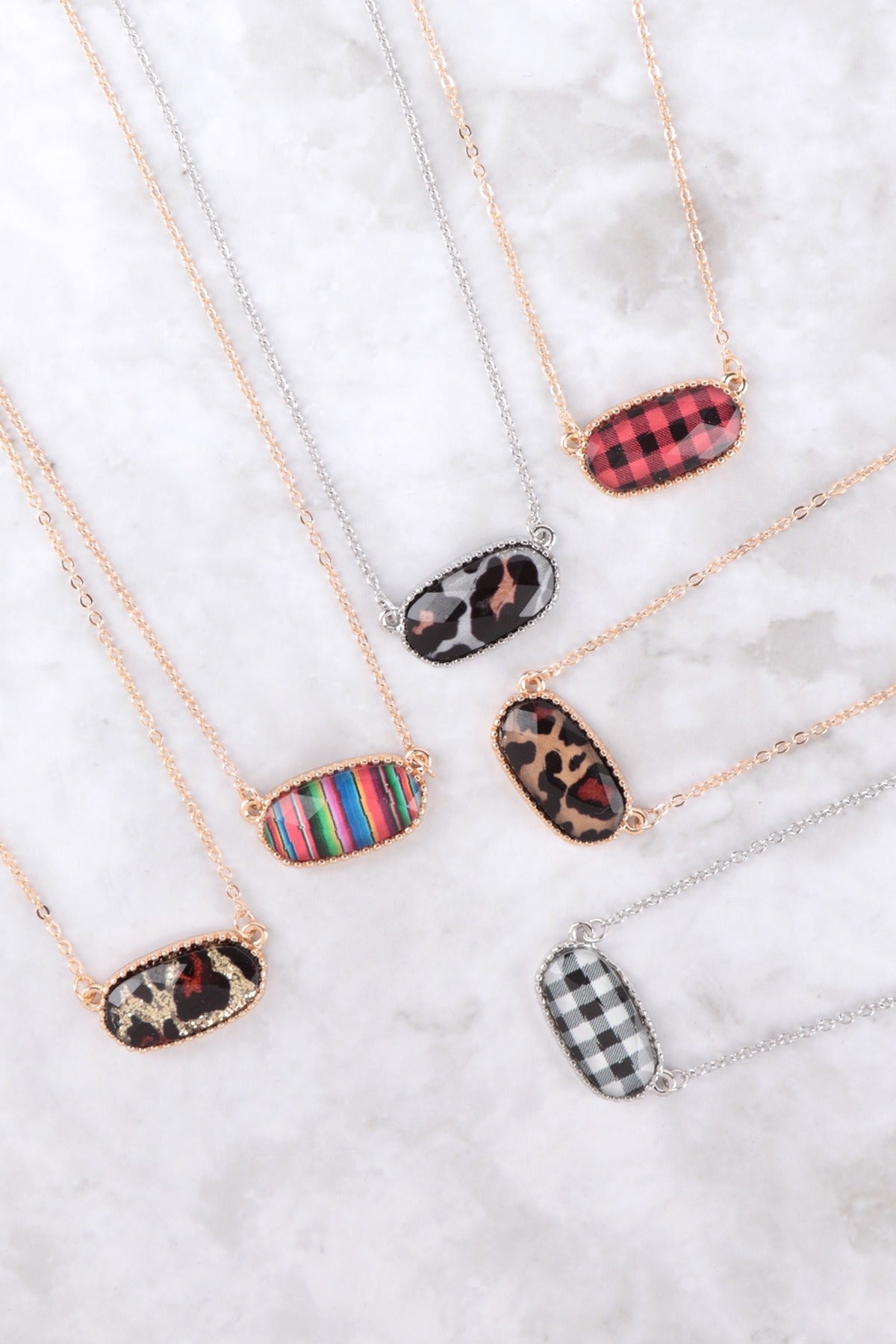 EPOXY OVAL PENDANT NECKLACE AND EARRING SET (NOW $1.25 ONLY!)