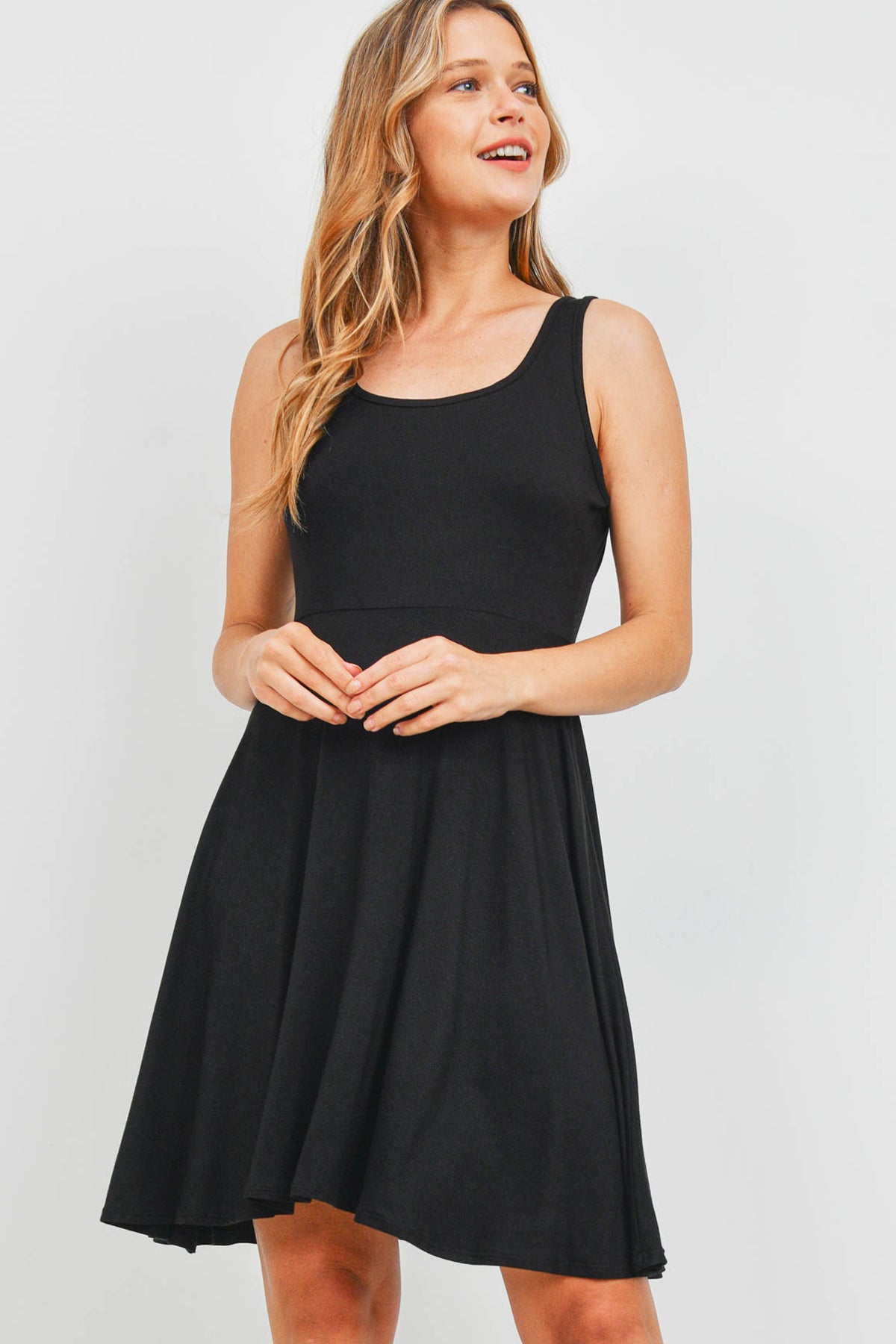 SCOOP NECK SLEEVELESS FLARED DRESS 2-2-2