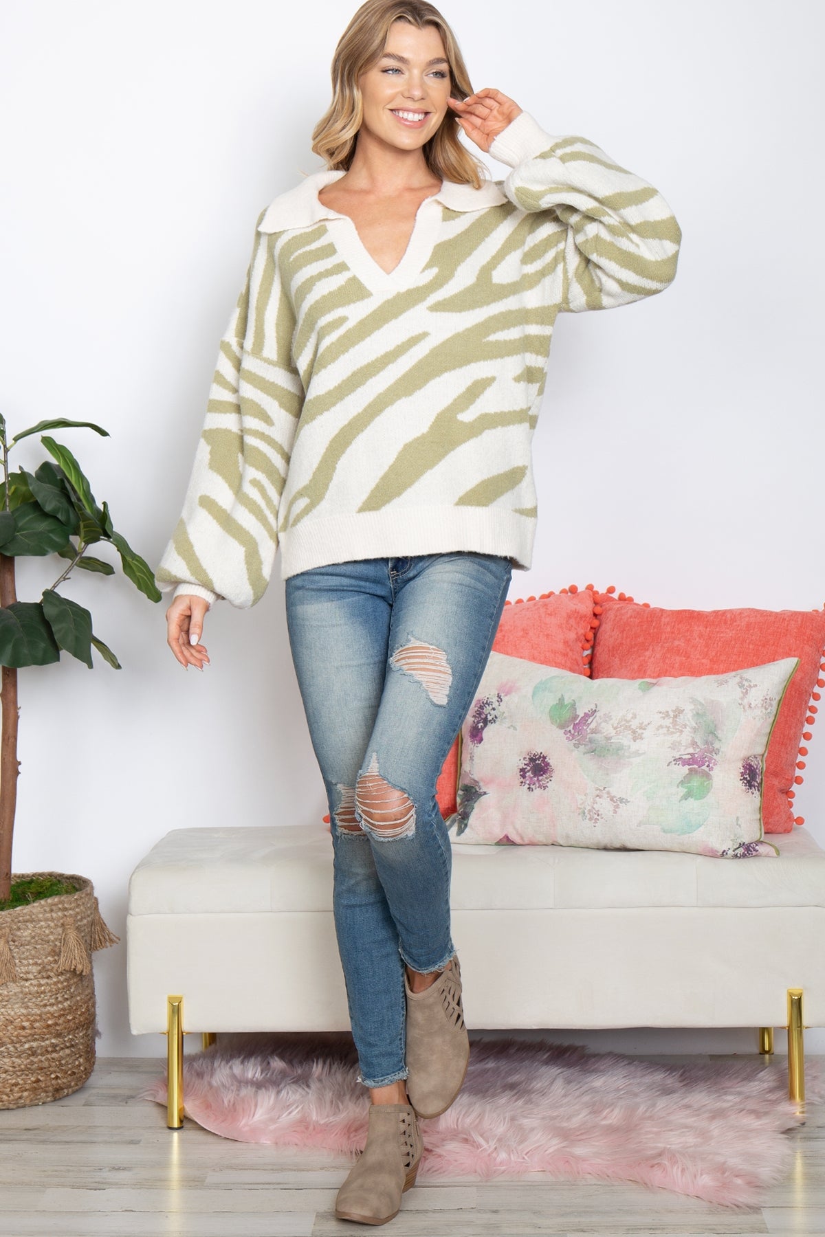 ANIMAL PRINTED PUFF SLEEVE SWEATER 2-2-2