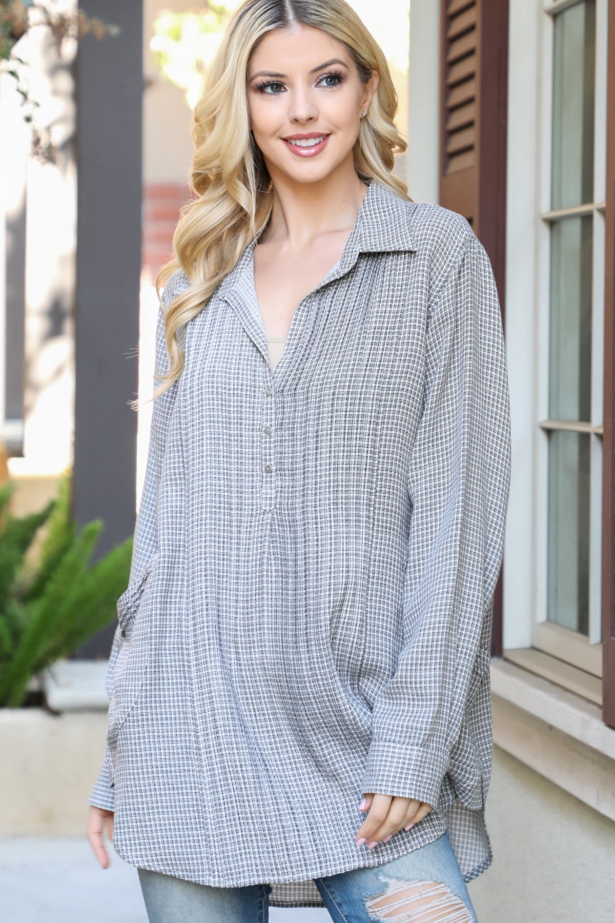 BUTTON DETAIL LONG SLEEVE PLAID TOP 2-2-2