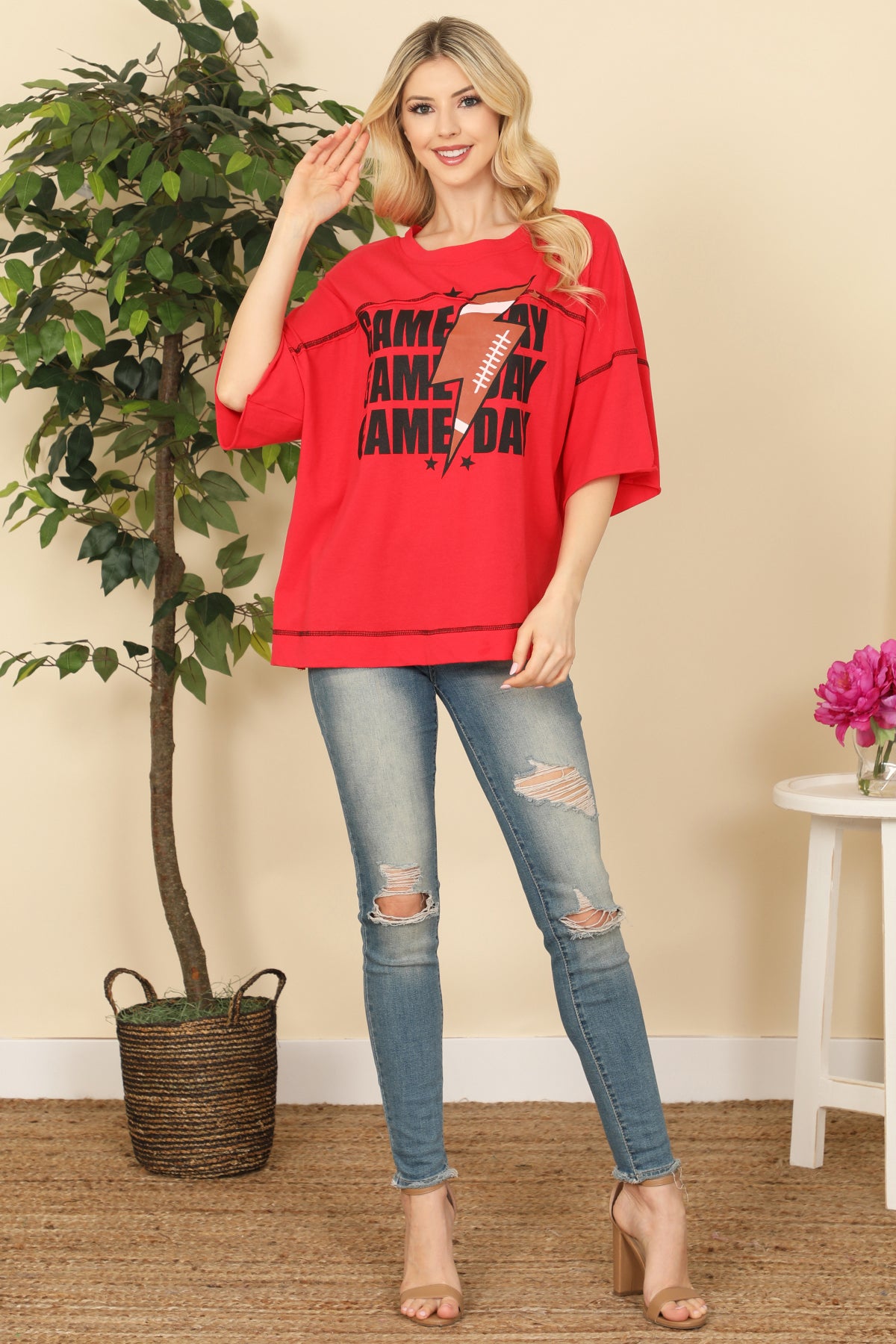 RED OVERSIZED "GAME DAY" PRINT TOP 2-2-2