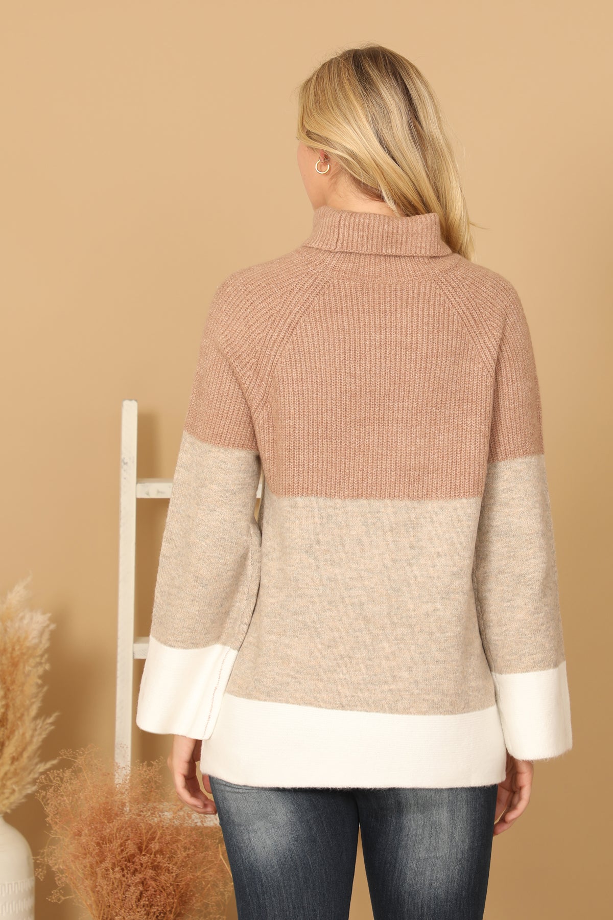 TURTLE NECK KNIT DETAIL SWEATER 3-3