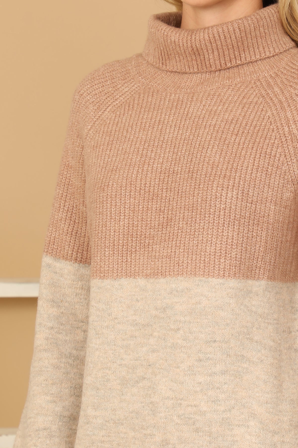 TURTLE NECK KNIT DETAIL SWEATER 3-3