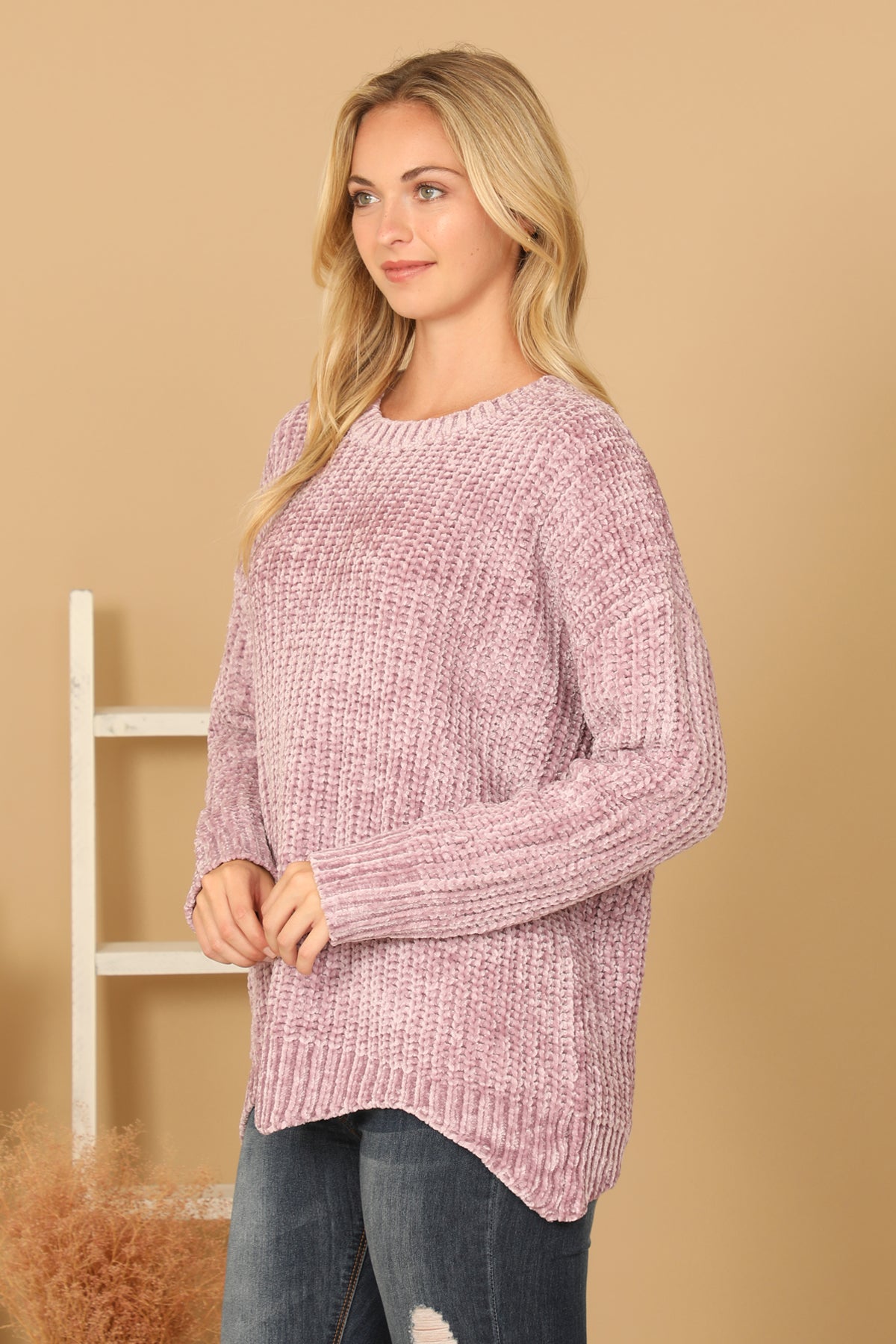 ROUND NECK CURVED HEM KNIT SWEATER 3-3