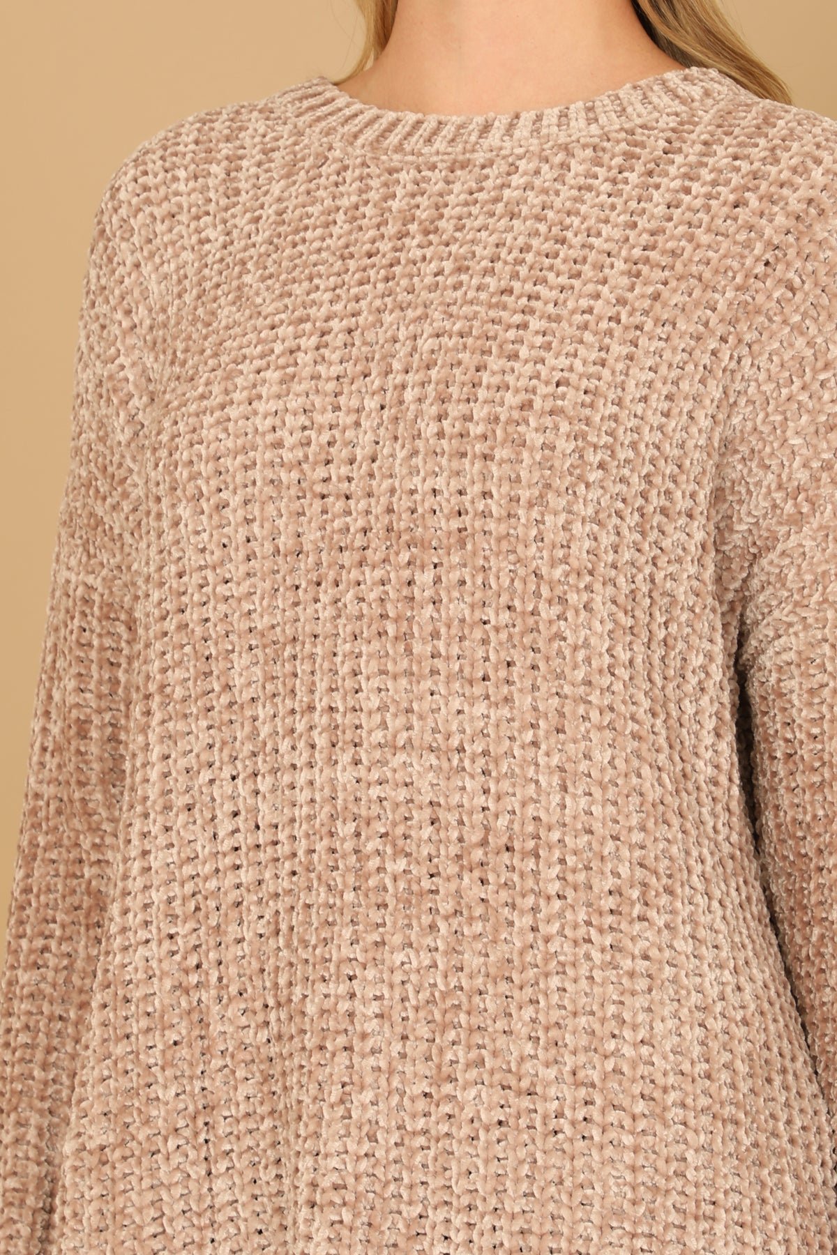 ROUND NECK CURVED HEM KNIT SWEATER 3-3