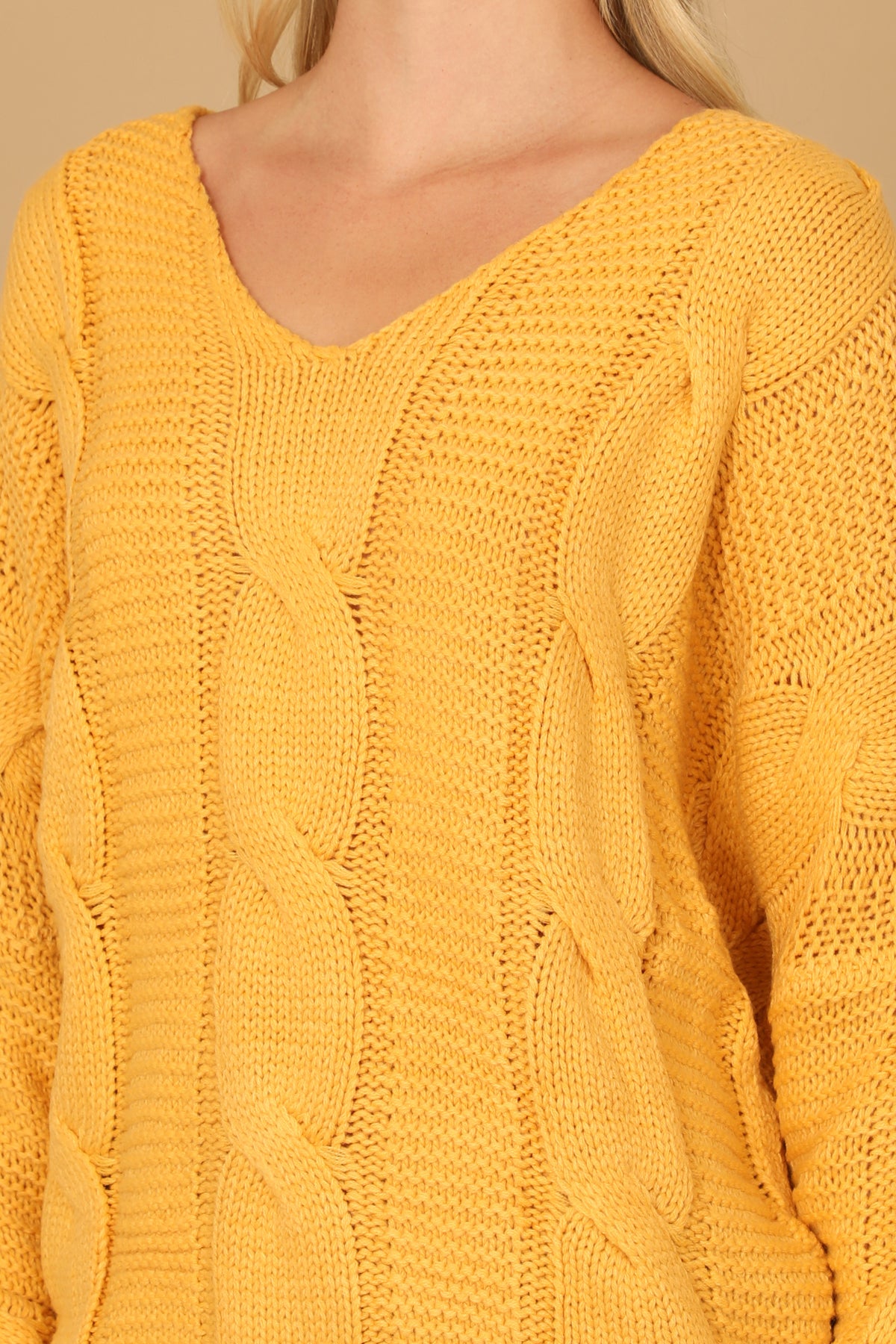 MUSTARD V-NECK KNITTED SWEATER 3-3