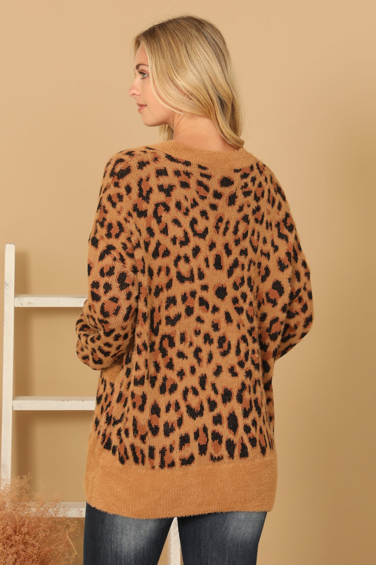 FURRY LEOPARD BUTTON DOWN CARDIGAN 3-3