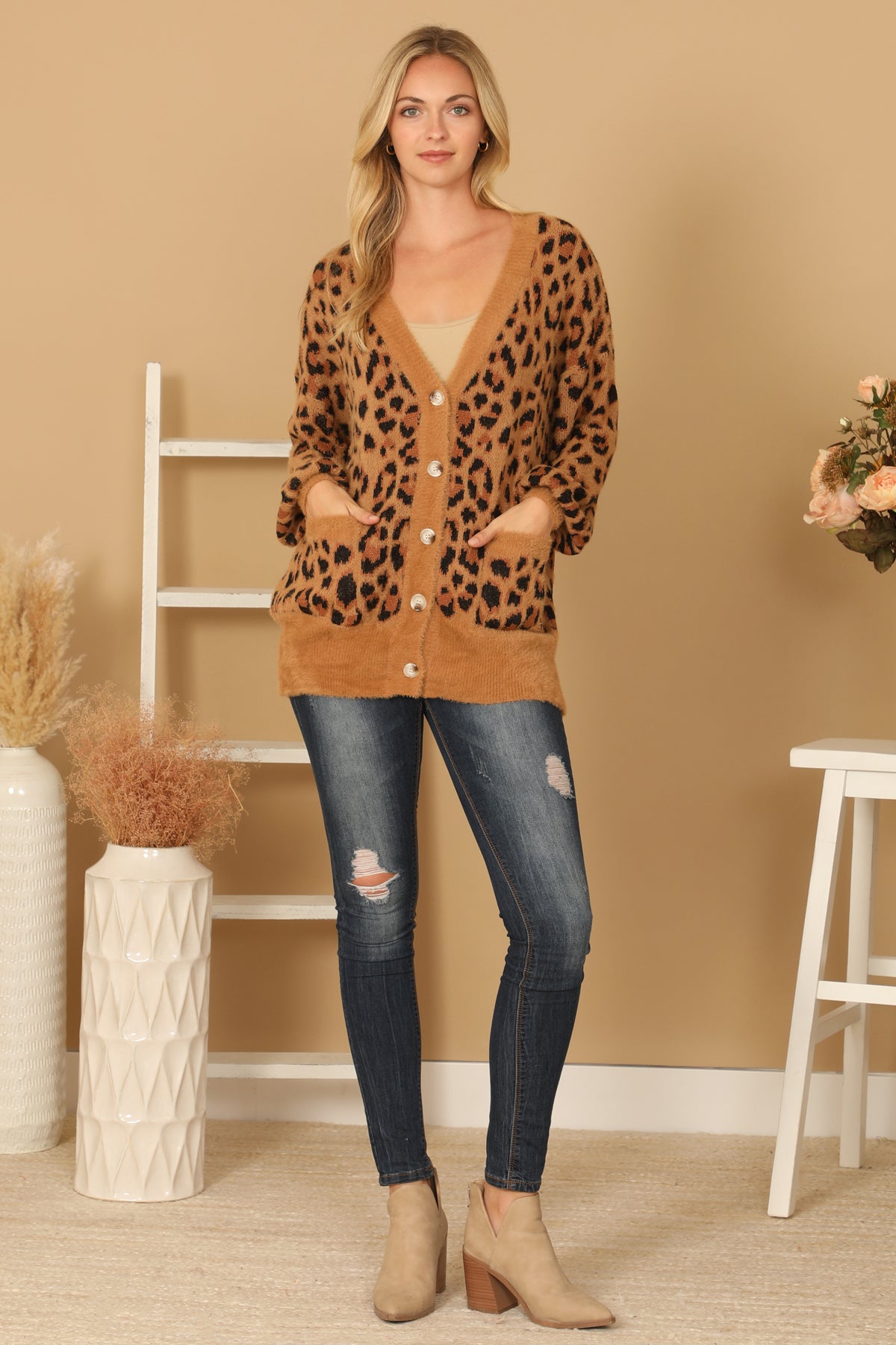 FURRY LEOPARD BUTTON DOWN CARDIGAN 3-3