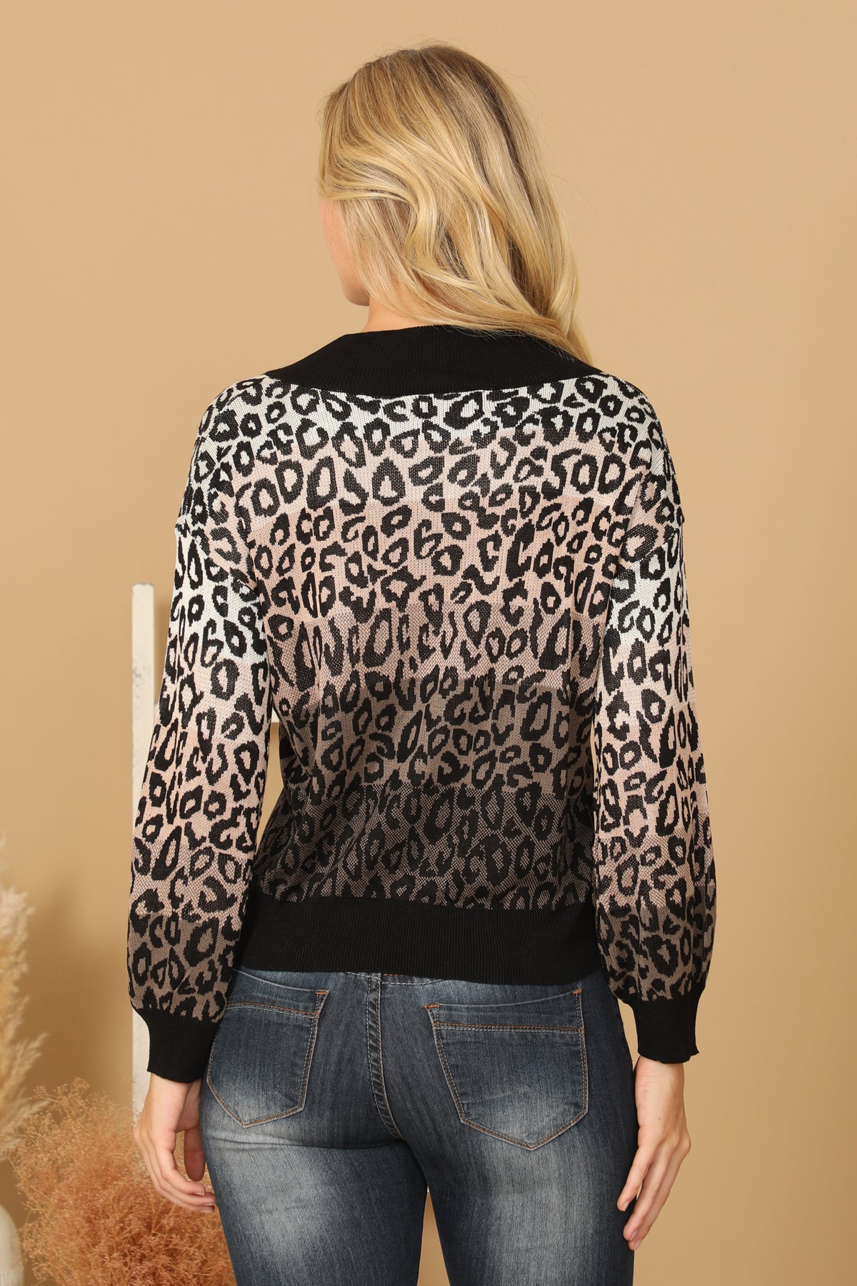 LEOPARD PRINT COLOR GRADIENT TOP 3-3