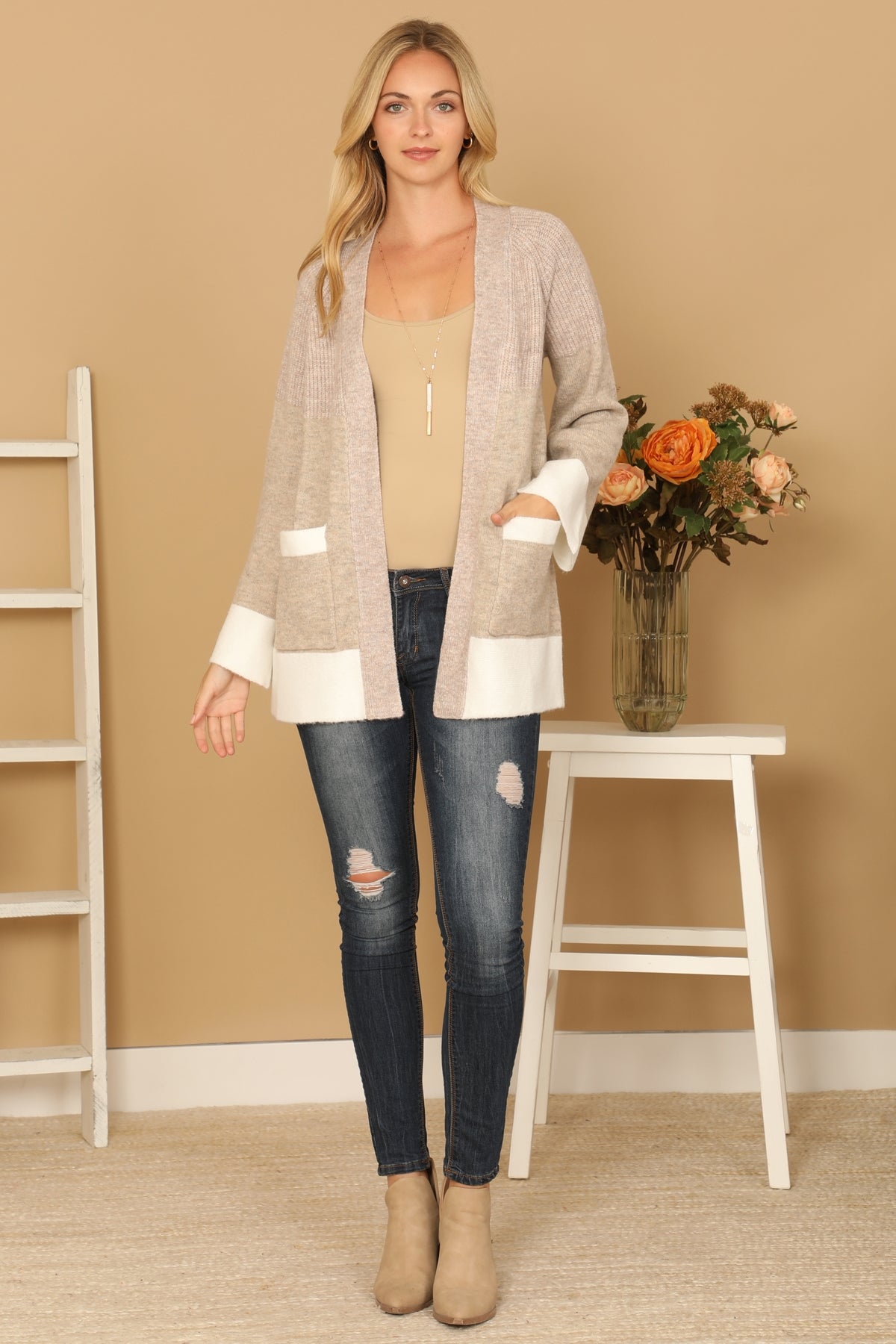 PLUS SIZE CONTRAST FUZZY KNIT CARDIGAN 3-3