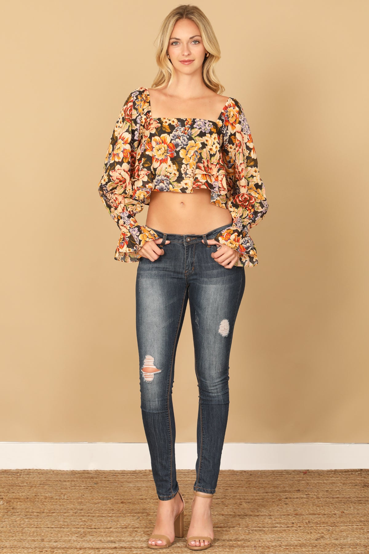 BLACK FLORAL LONG PUFF SLEEVE RUFFLE HANGING TOP 2-2-1