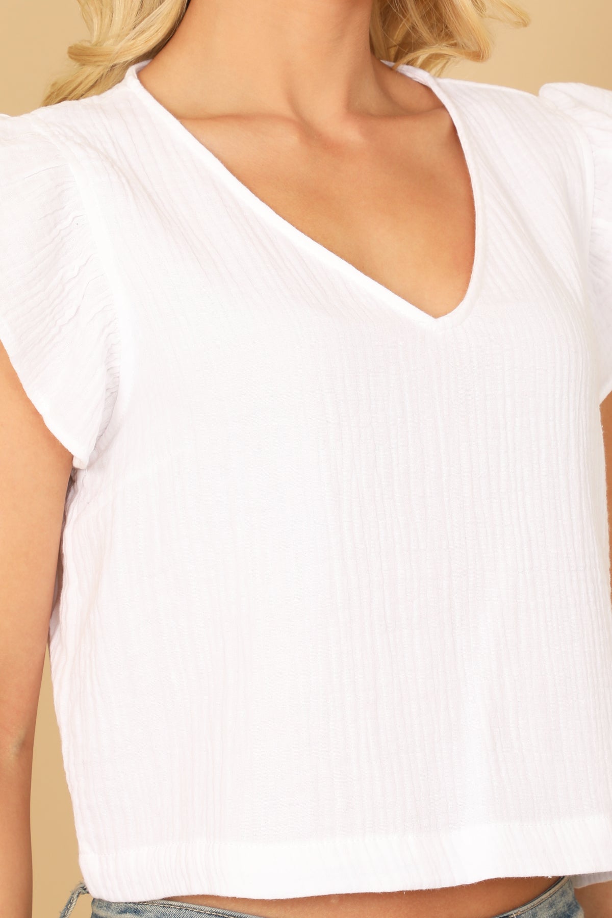 RUFFLE SLEEVE V-NECK HANGING CROP TOP 2-2-1