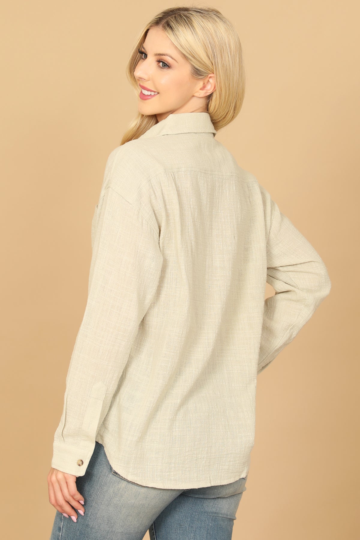 TEXTURED BUTTON DOWN LONG SLEEVE TOP 2-2-1