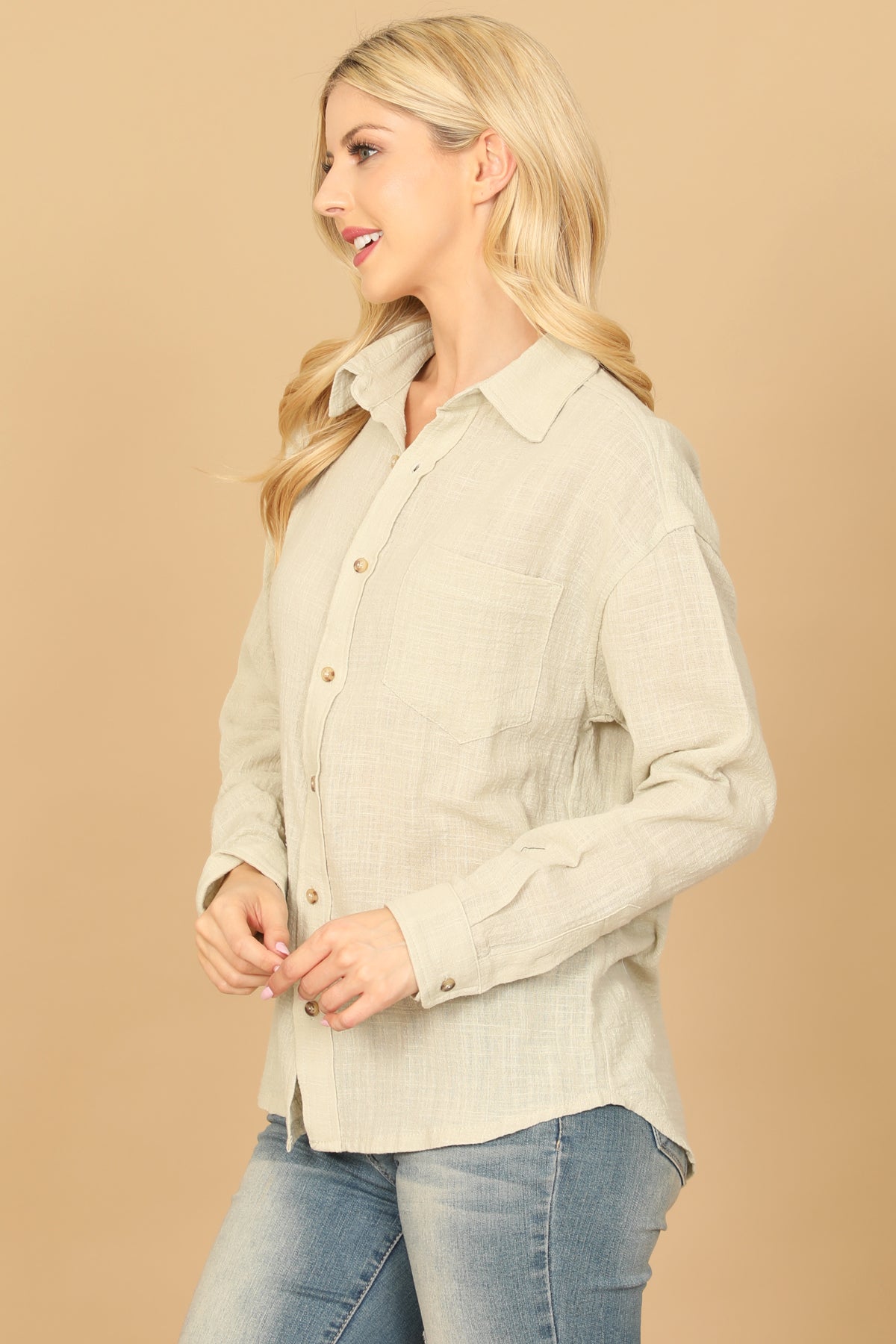 TEXTURED BUTTON DOWN LONG SLEEVE TOP 2-2-1