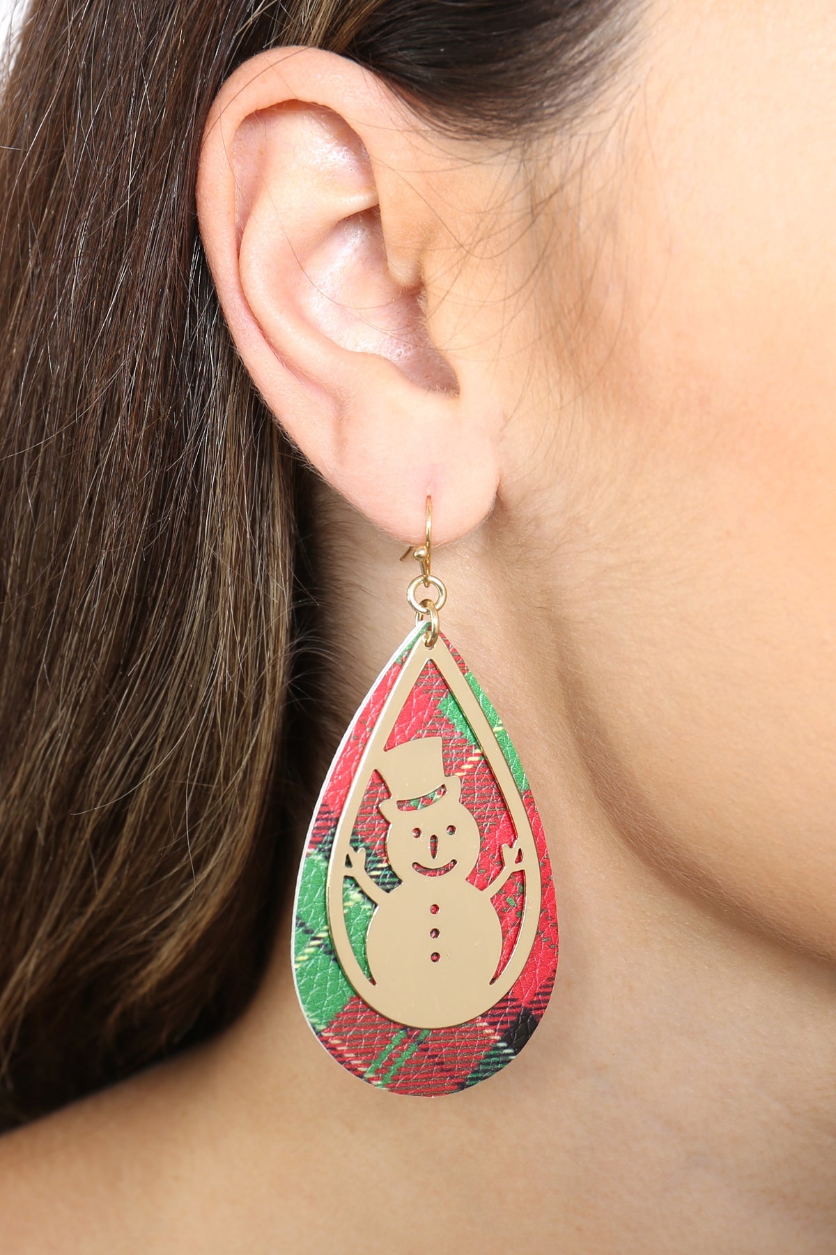 CHRISTMAS SNOWMAN METAL LEATHER LAYERED FISH HOOK EARRINGS