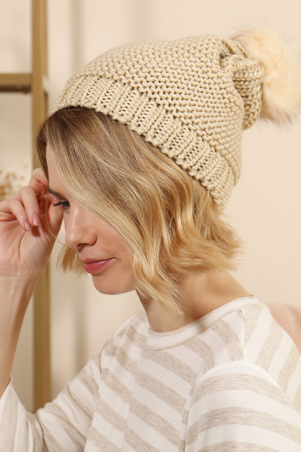 KNITTED POM BEANIE (NOW $2.00 ONLY!)