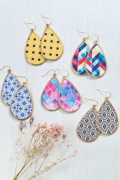 MULTI COLOR B PATTERN PRINT FAUX LEATHER DROP EARRINGS/6PAIRS