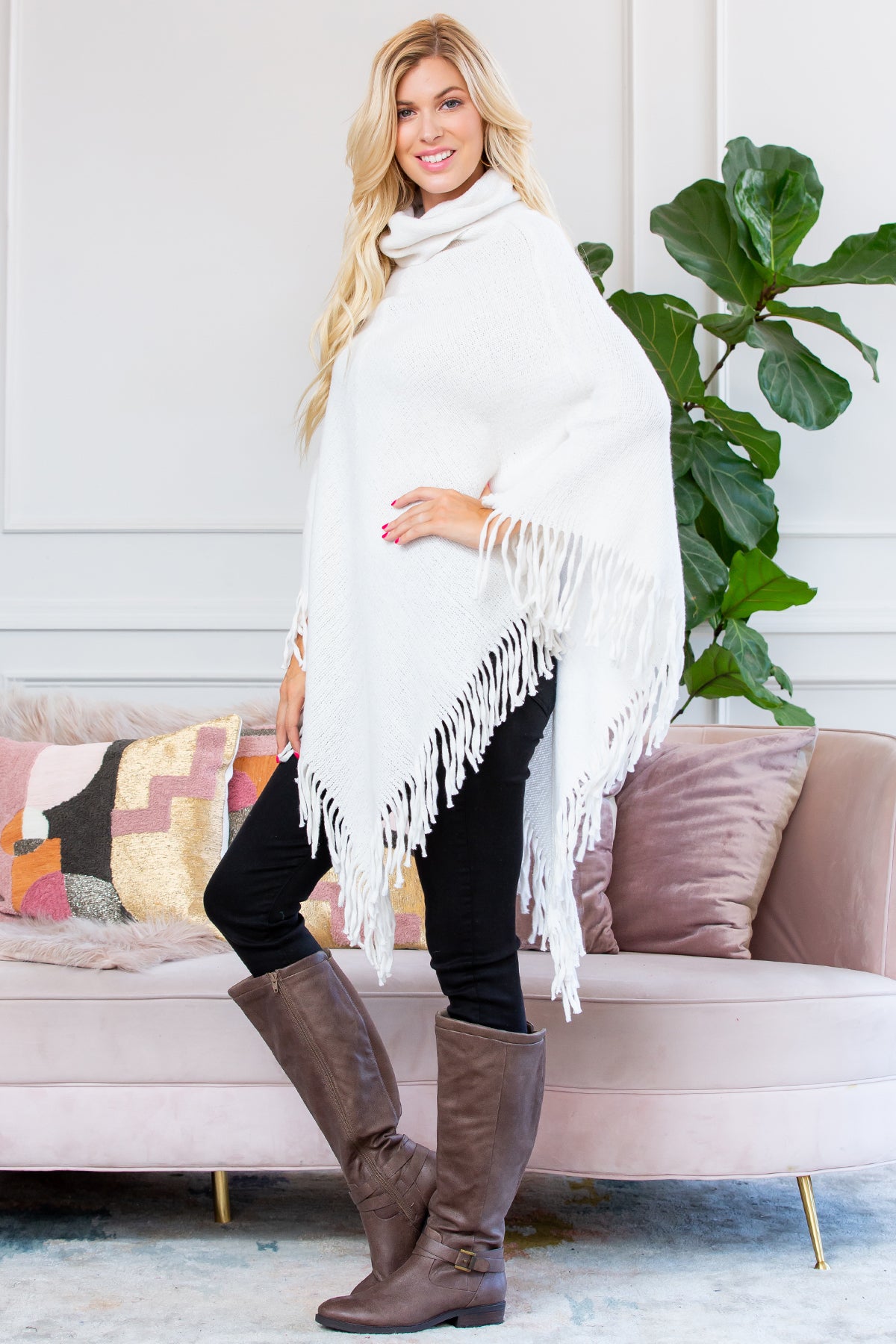 TURTLE NECK FRINGE PONCHO