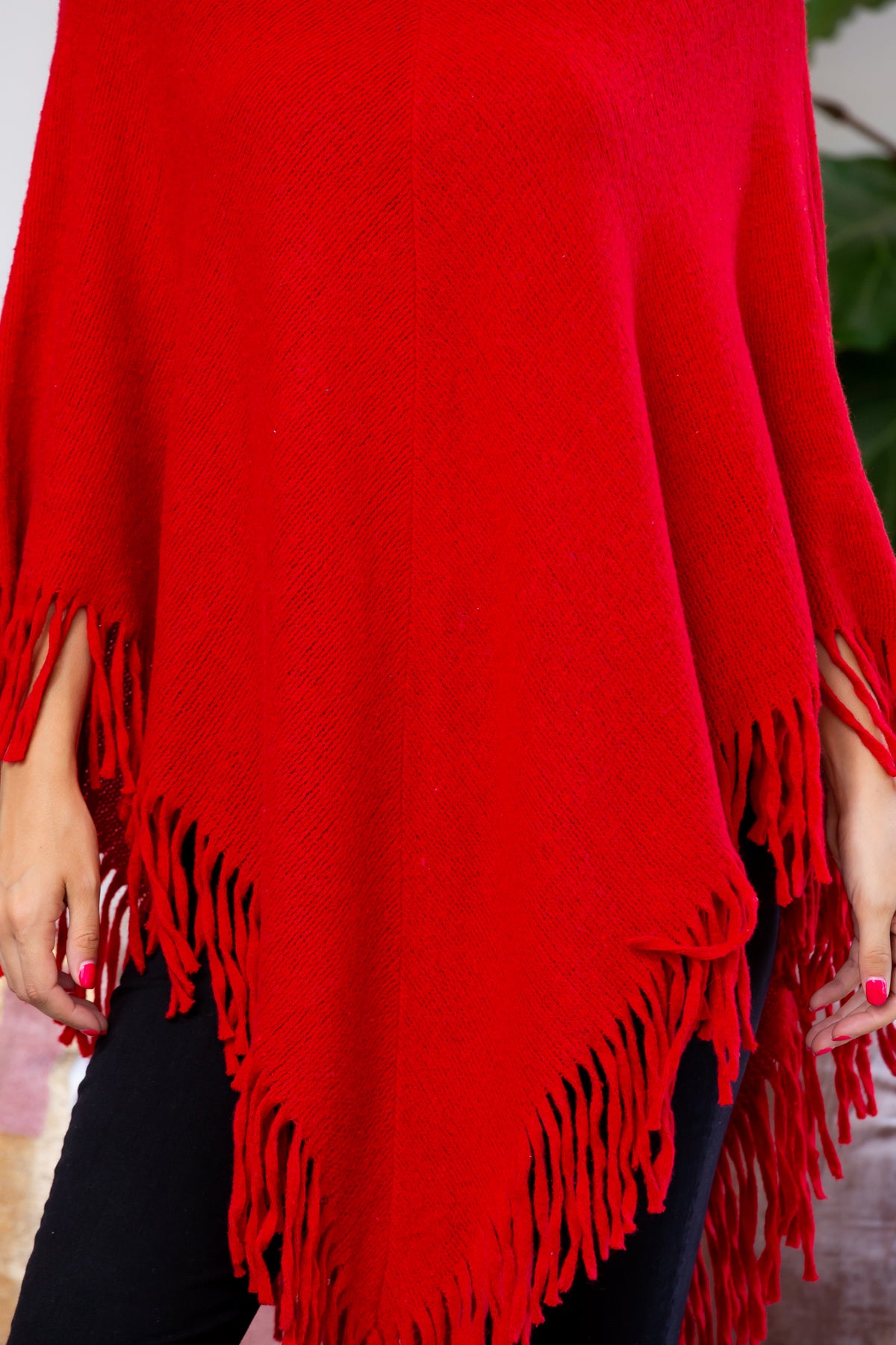 TURTLE NECK FRINGE PONCHO