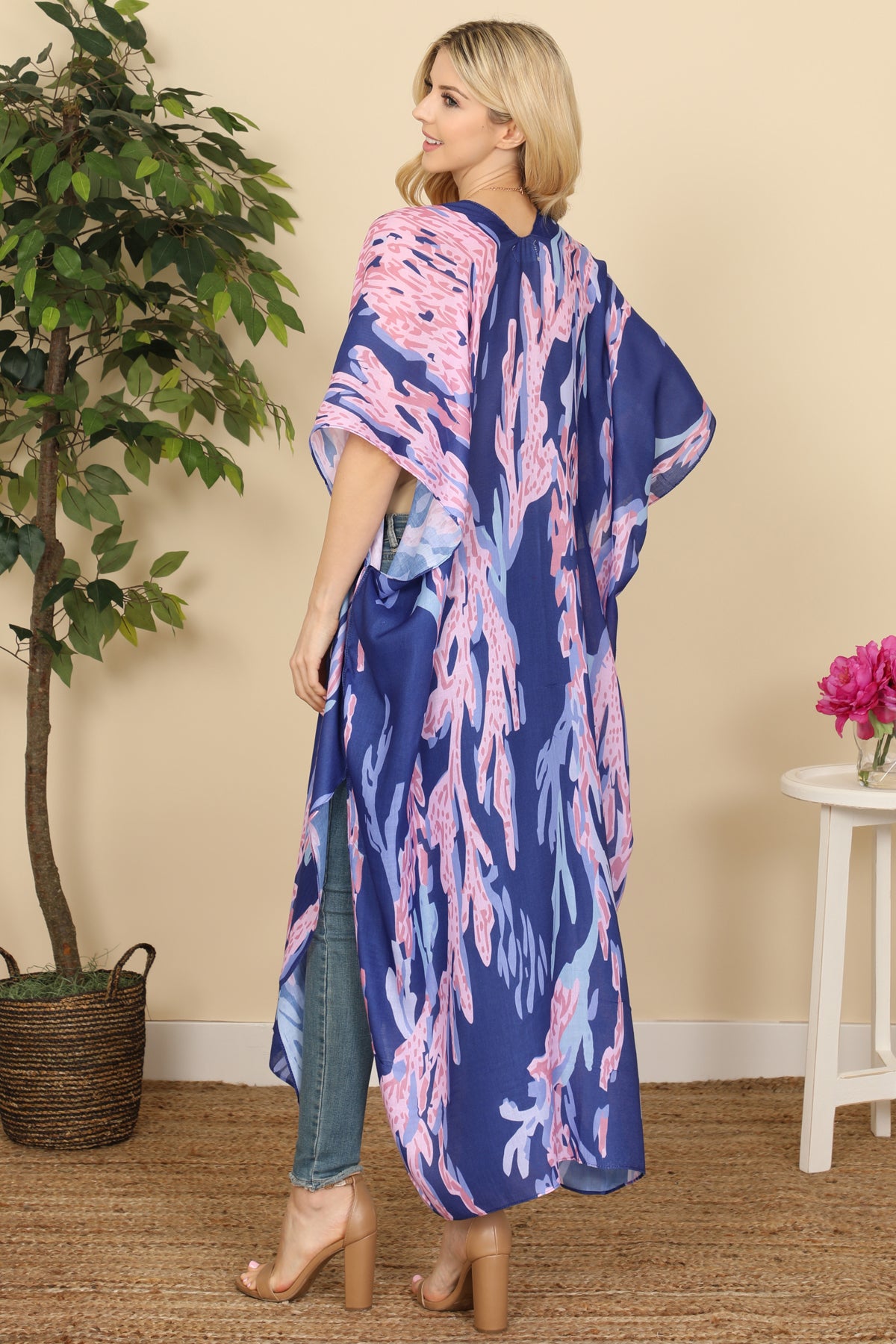 LEAF CRAWLER PRINT SUMMER LONG KIMONO (NOW $5.75 ONLY!)