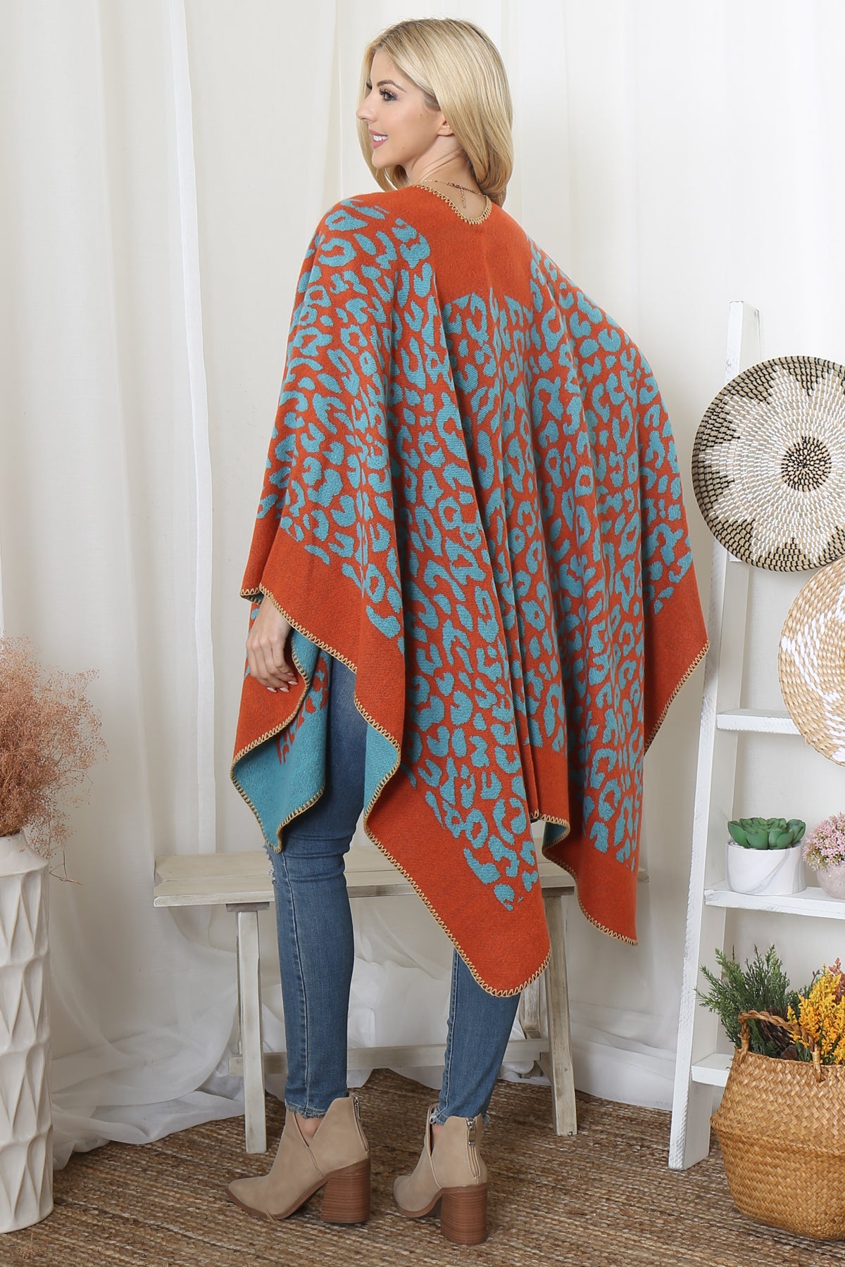 BORDER LINE LEOPARD PRINT WARMER OPEN FRONT KIMONO (NOW $8.75 ONLY!)