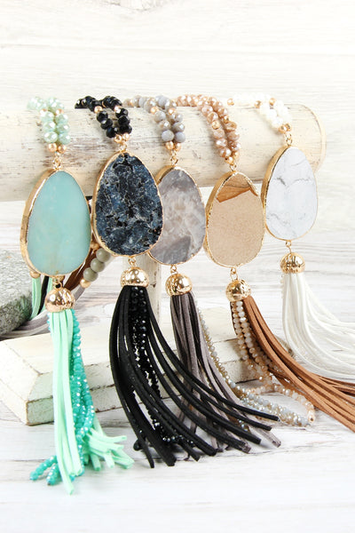 NATURAL STONE WITH TASSEL PENDANT NECKLACE