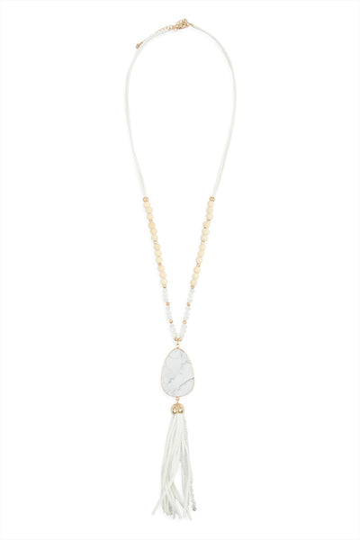 NATURAL STONE WITH TASSEL PENDANT NECKLACE