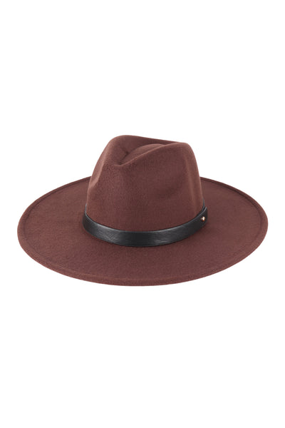 BRIM FASHION HAT W/ LEATHER STRAP ACCENT