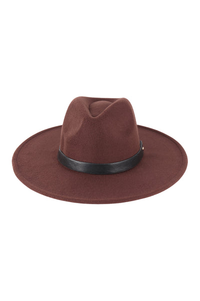 BRIM FASHION HAT W/ LEATHER STRAP ACCENT