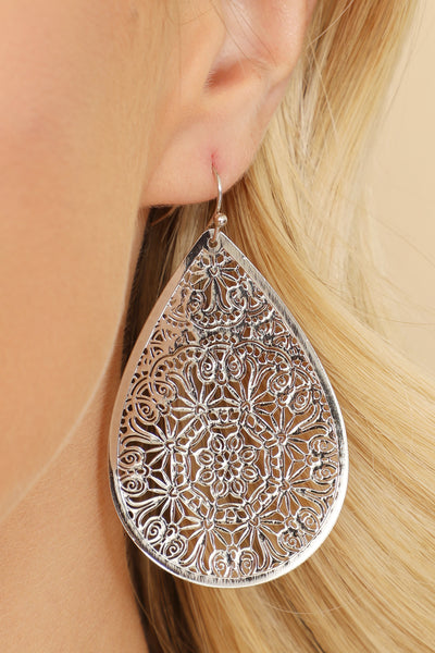 TEARDROP SHAPE FILIGREE FISH HOOK EARRINGS