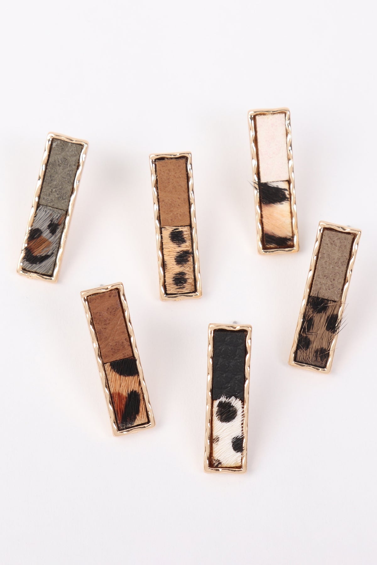 BAR TWO TONE ANIMAL PRINT POST EARRINGS