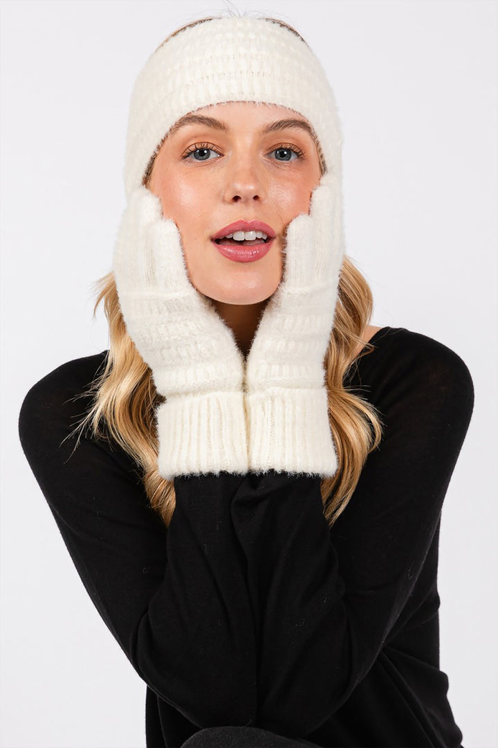 FUZZY CABLE KNIT SMART TOUCH GLOVES – MYS Wholesale