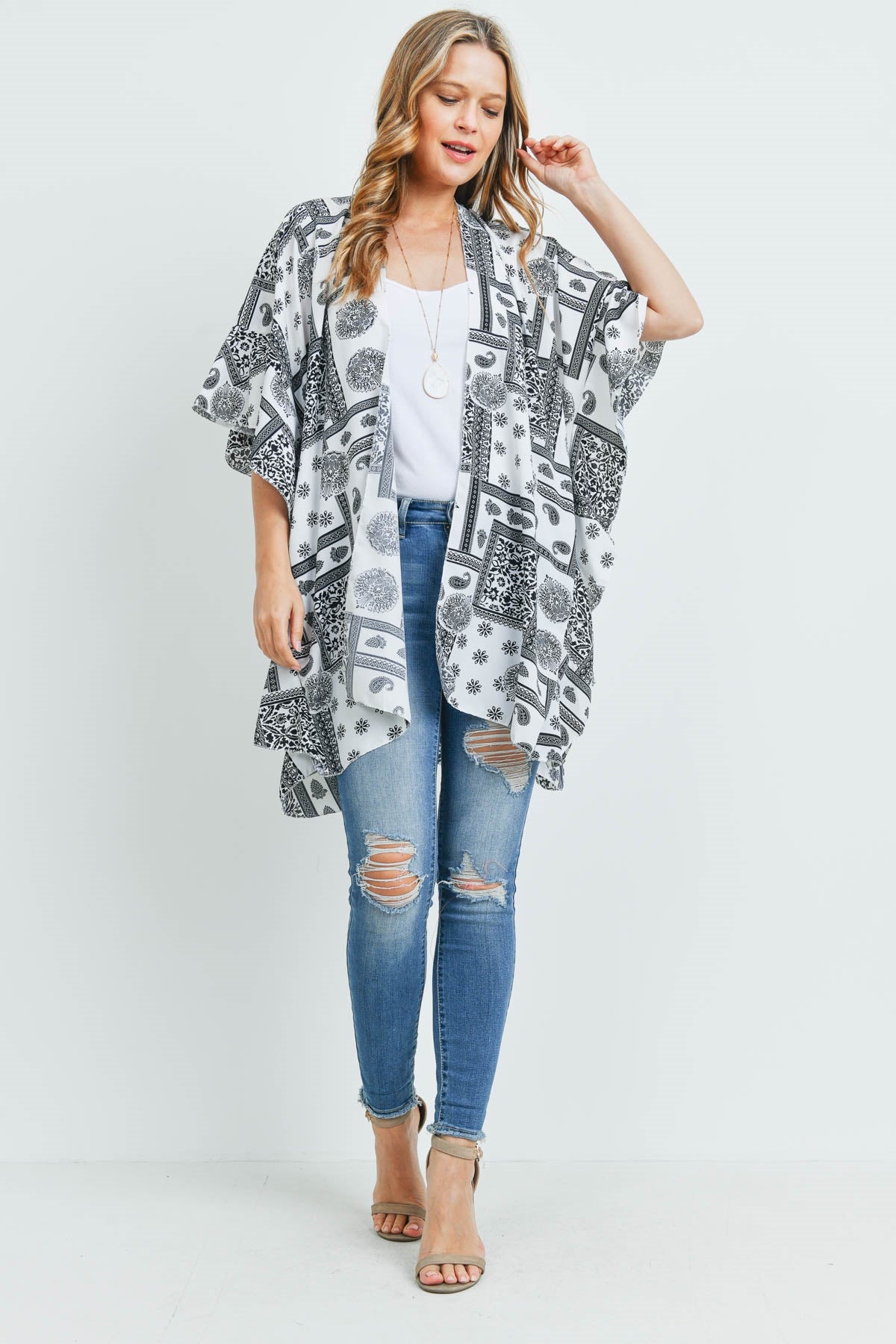 MANDALA PAISLEY RUFFLE KIMONO