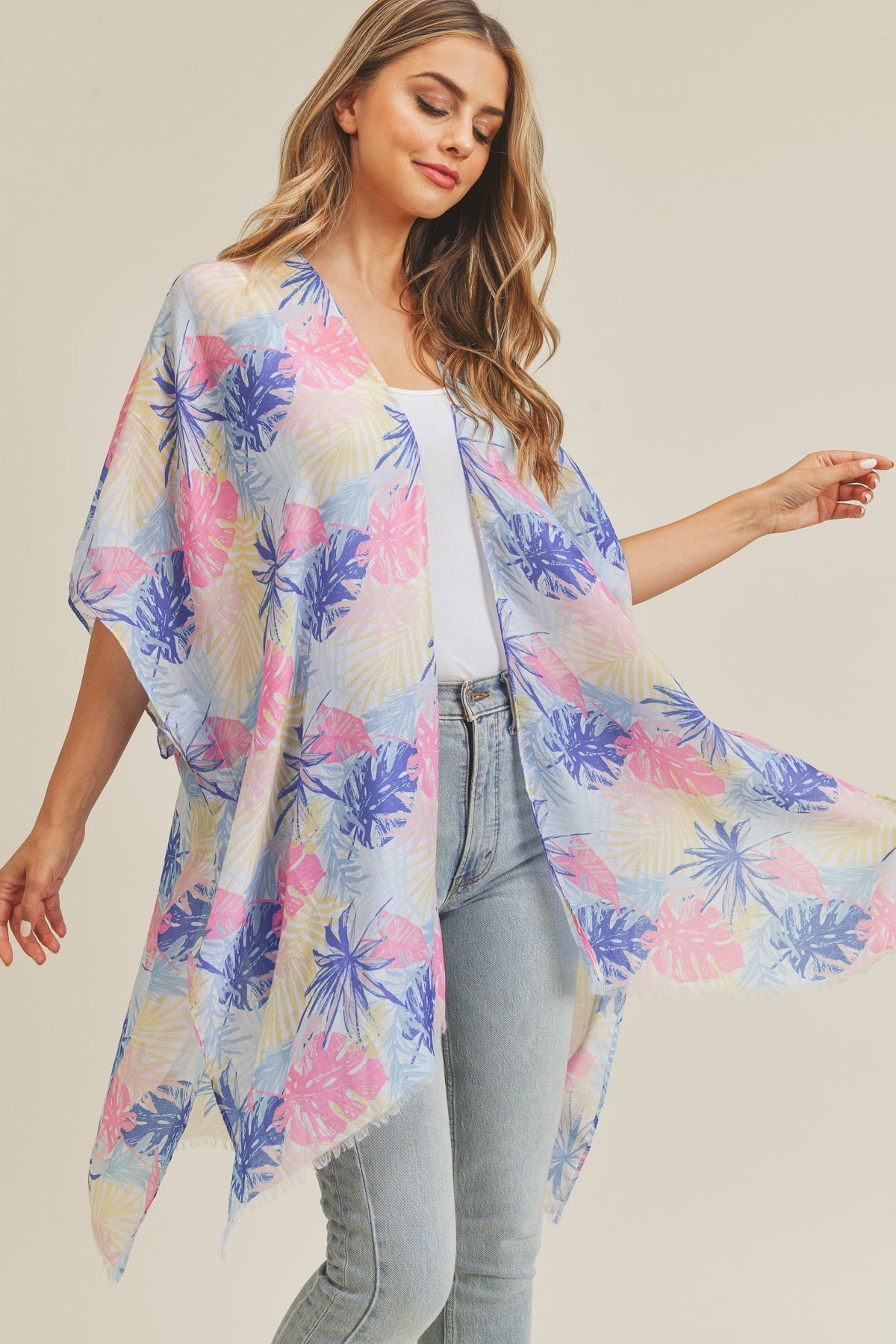 HAND DRAWN TROPICAL LEAVES KIMONO