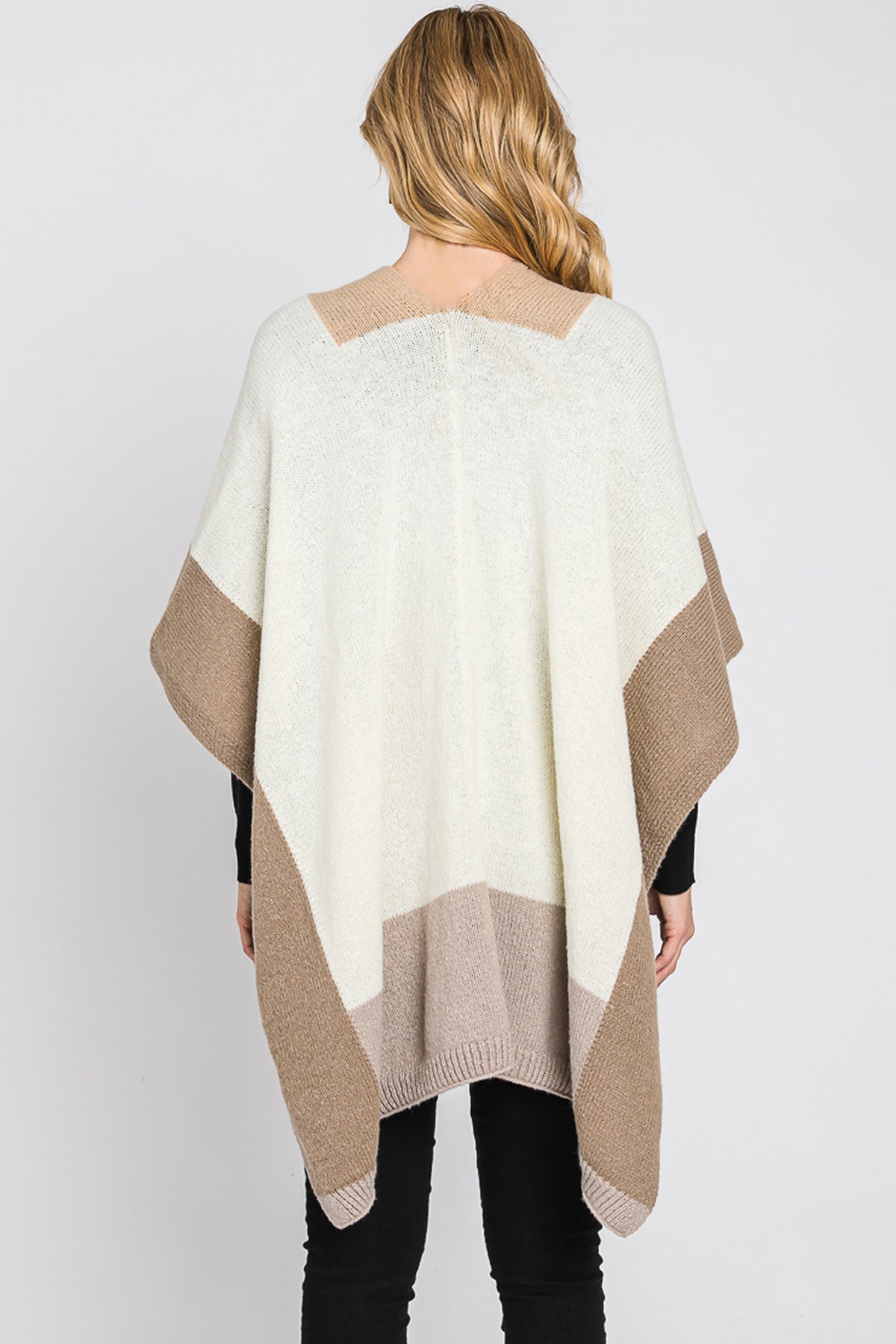 SOFT COLOR BLOCKED RUANA