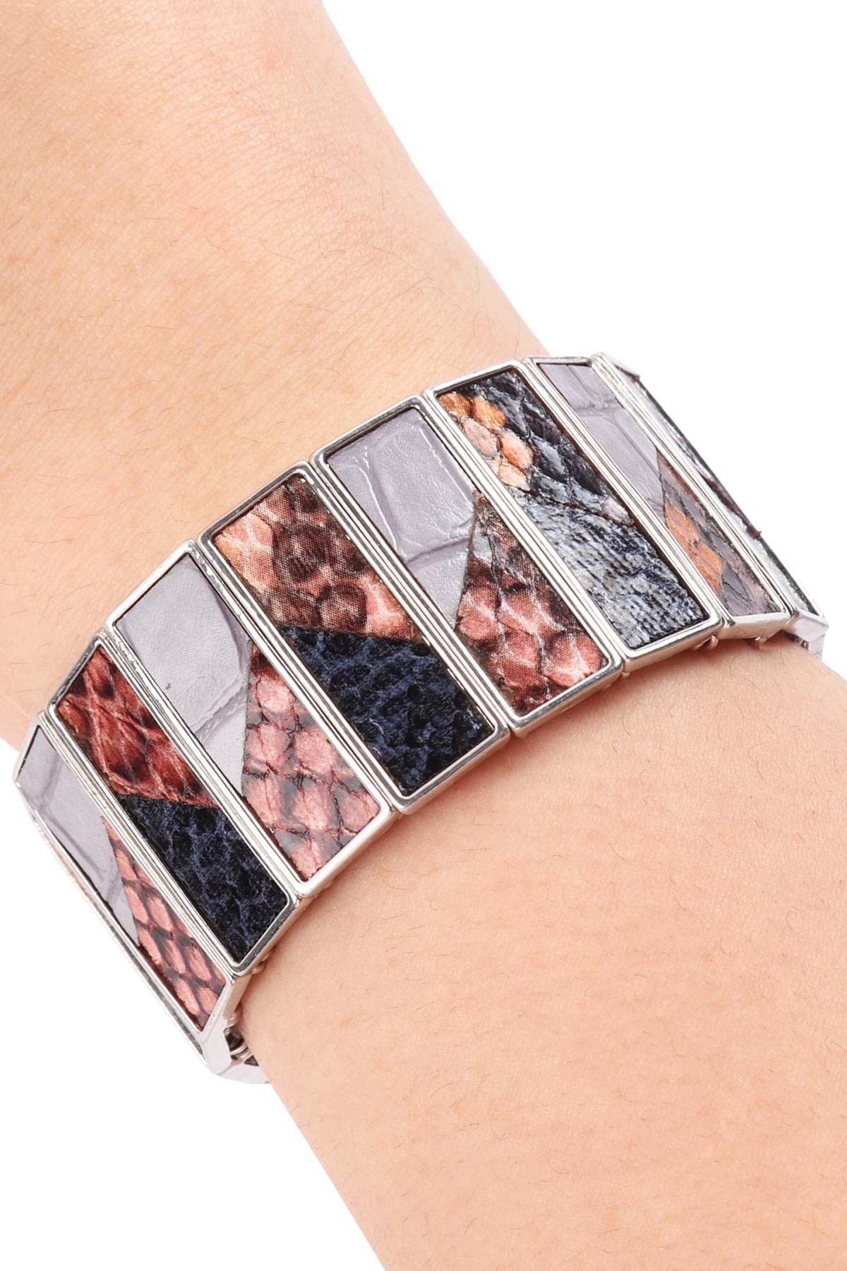 ANIMAL PRINT LEATHER STRETCH BRACELET