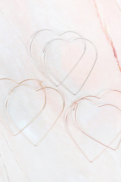 HEART SHAPE WIRED EARRINGS