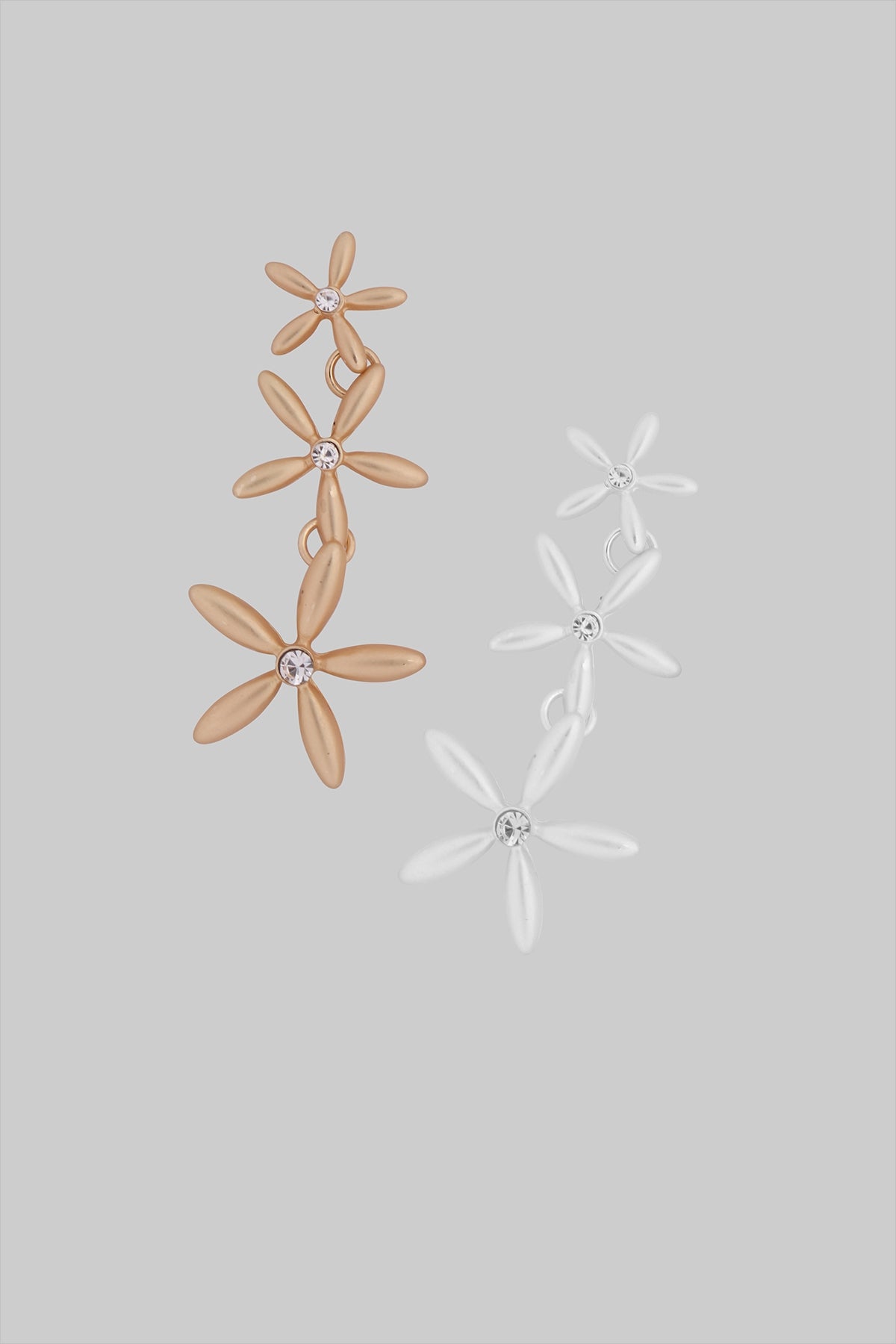 3 FLOWER LINK DROP EARRINGS