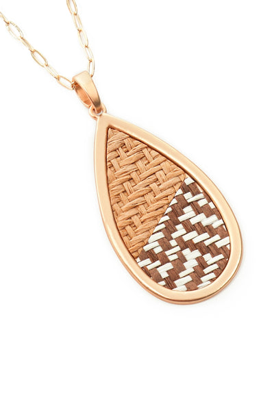 TEARDROP SHAPE RATTAN PENDANT NECKLACE
