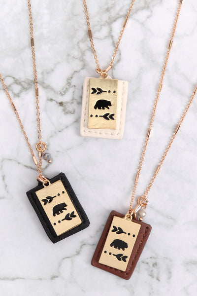 BEAR ENGRAVED PLATE POCKET NECKLACE