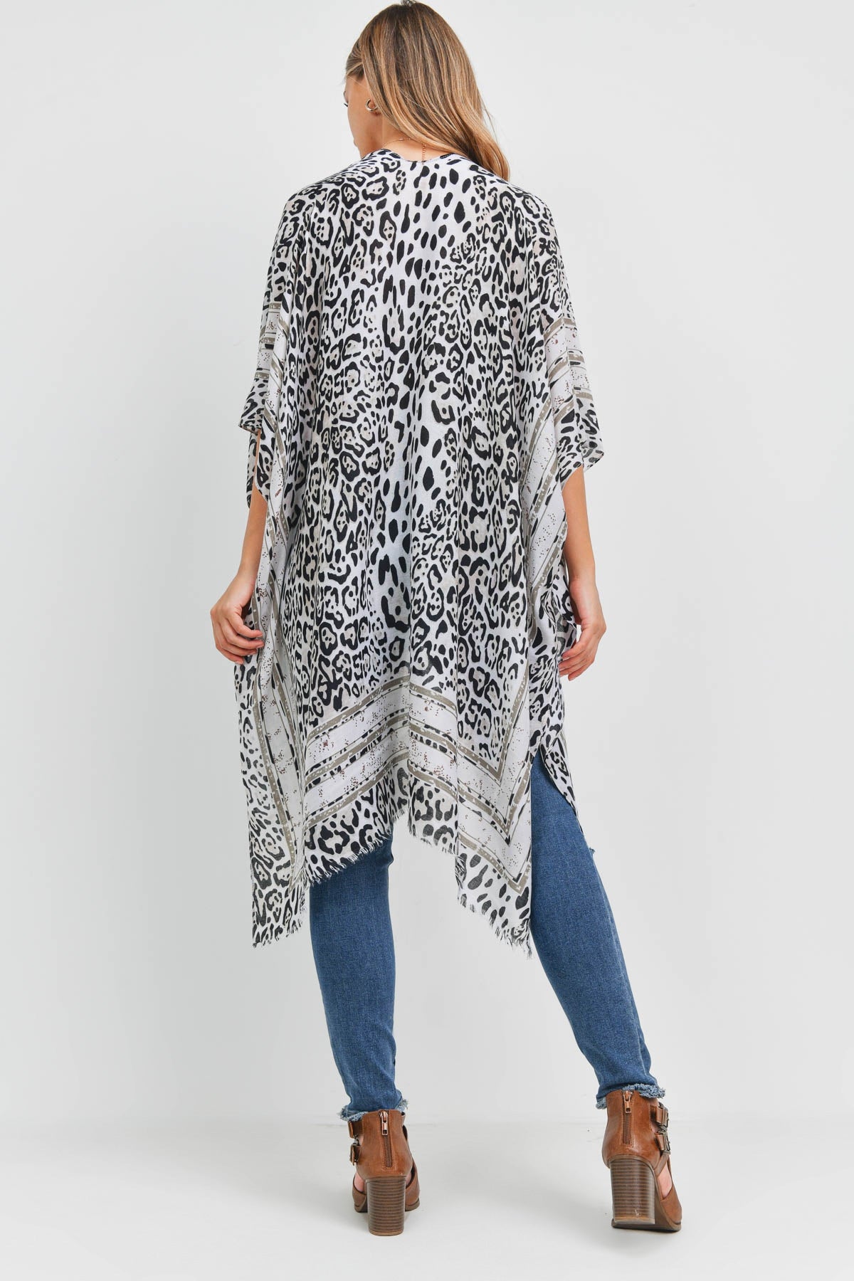 LEOPARD PRINT W/ BORDER OPEN FRONT KIMONO