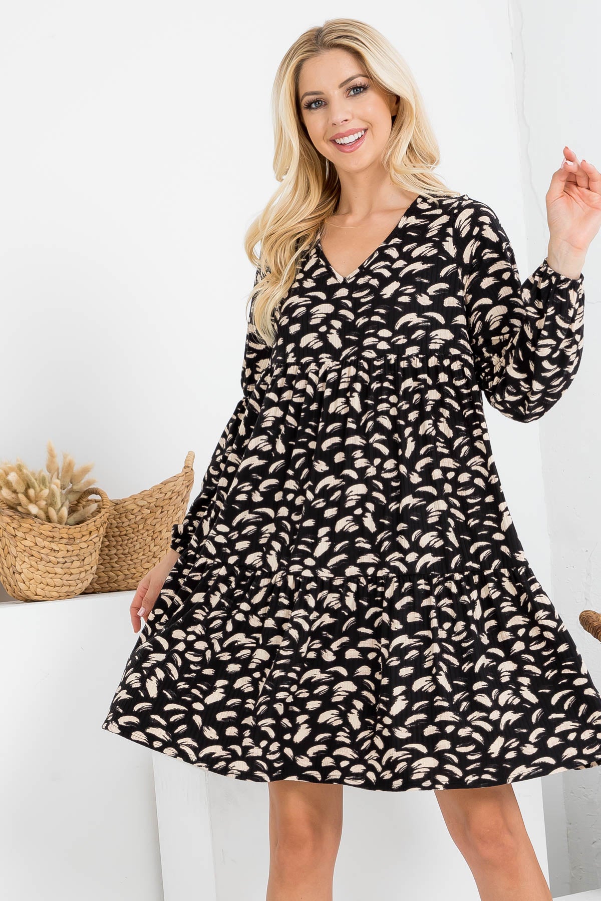 PUFF SLEEVE V-NECK FEATHER PRINT DRESS 1-2-2-2 (NOW $8.75 ONLY!)