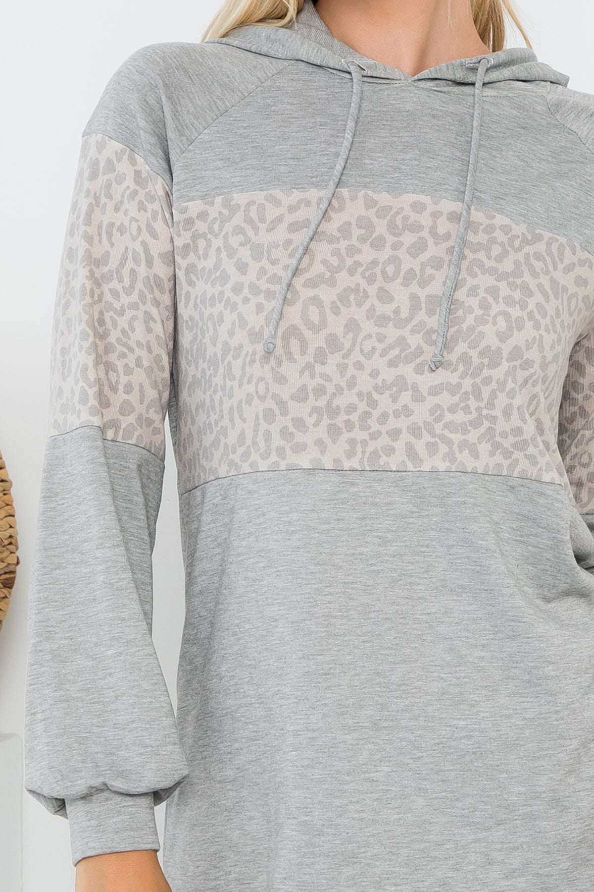 ANIMAL PRINT CONTRAST PUFF SLEEVE HOODIE TOP  1-1-1-1