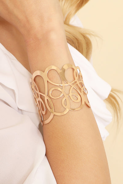 SWIRL PATTERNED CUFF BRACELET